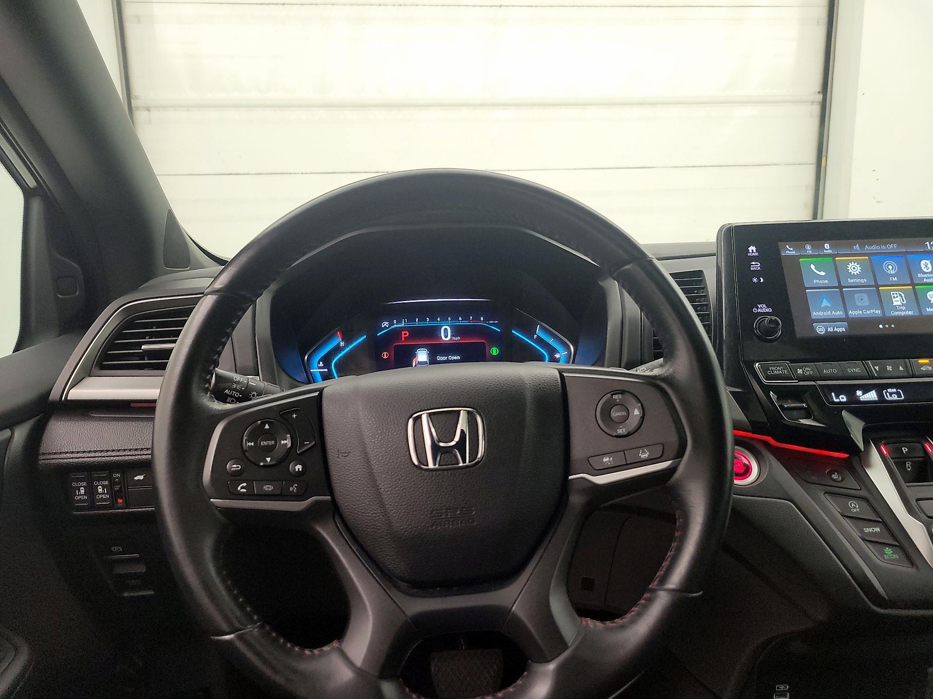Thumbnail: 2023 Honda Odyssey - 10