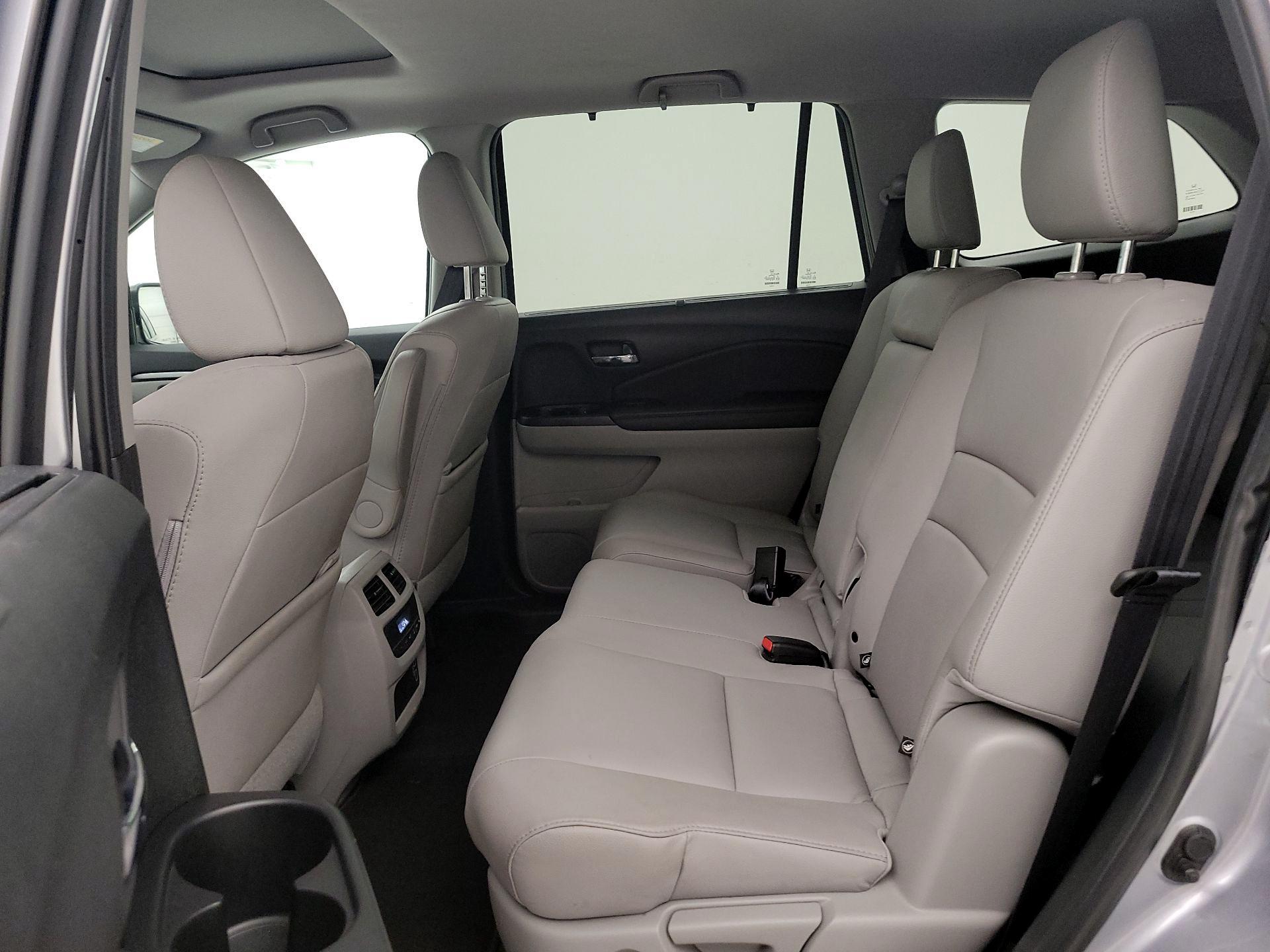 Thumbnail: 2022 Honda Pilot - 19