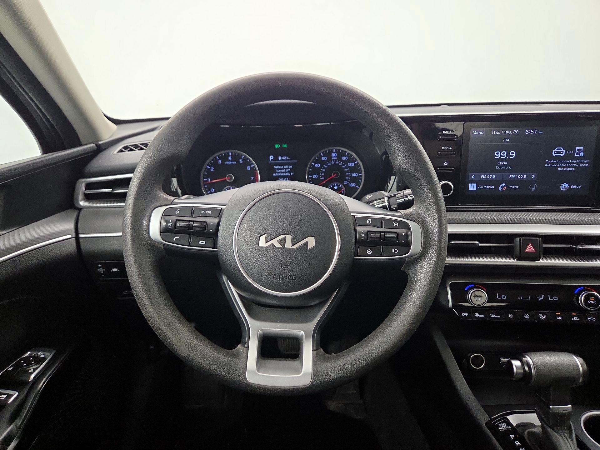Thumbnail: 2023 Kia K5 - 10
