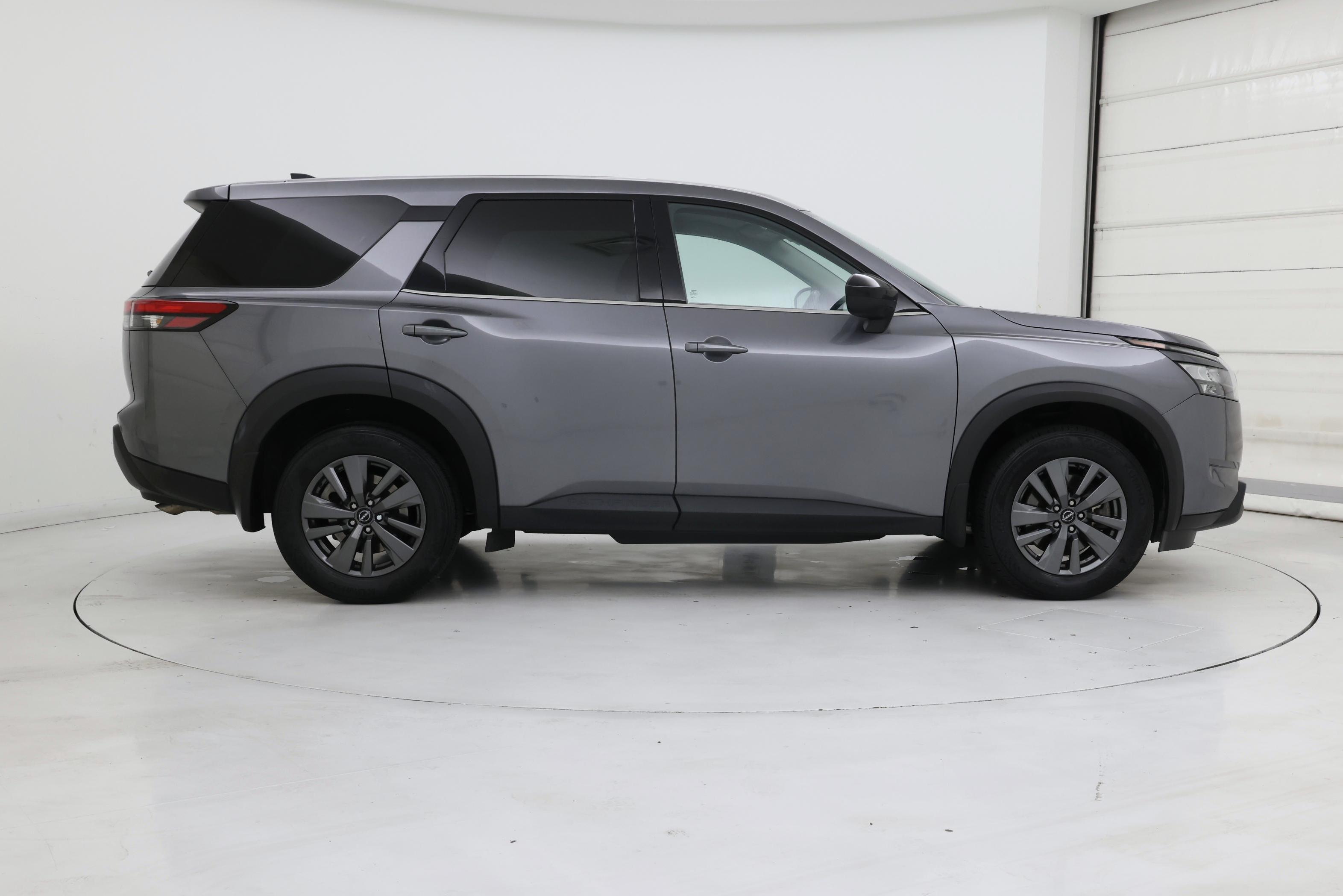 Thumbnail: 2023 Nissan Pathfinder - 7