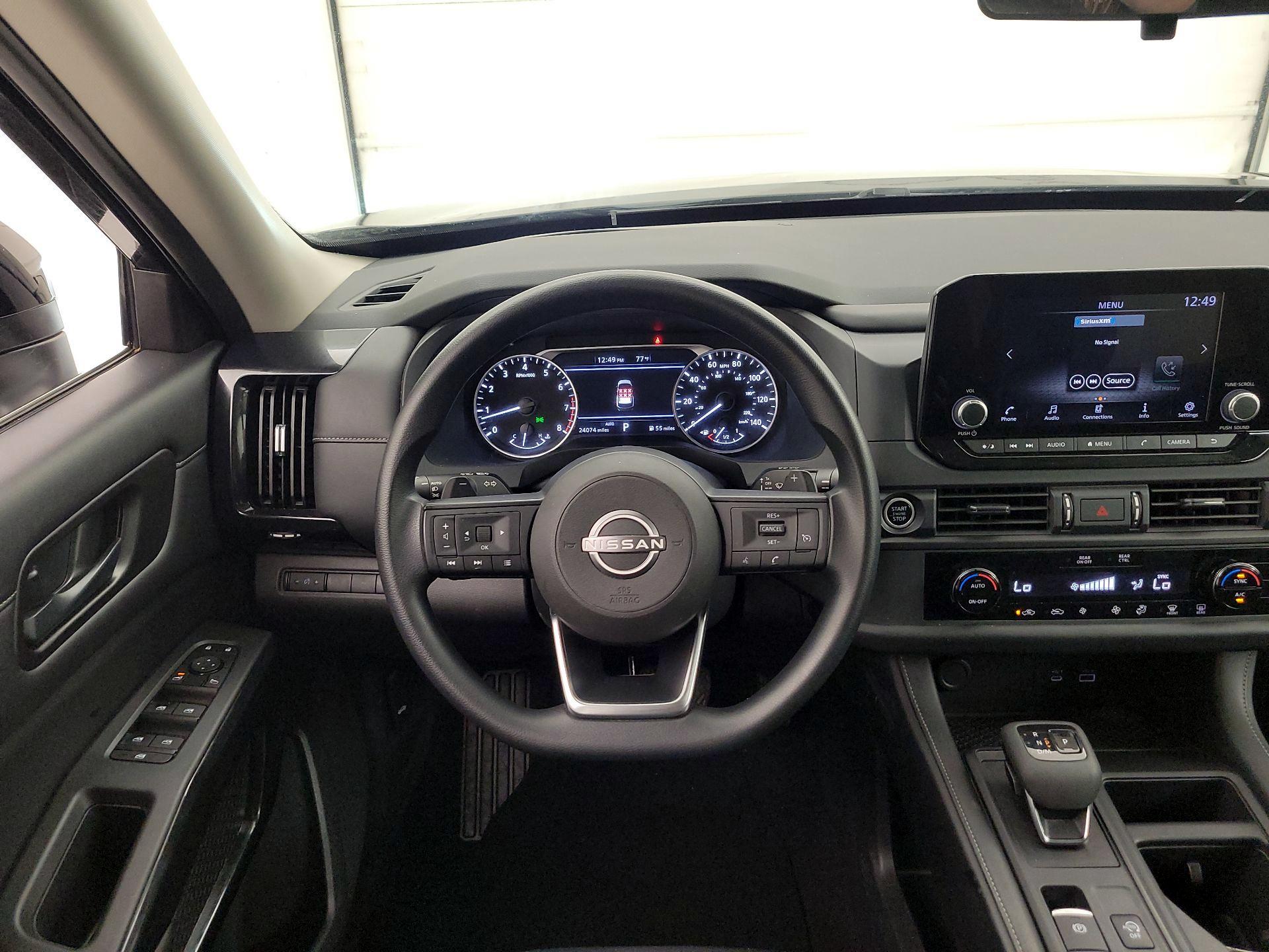 Thumbnail: 2023 Nissan Pathfinder - 10