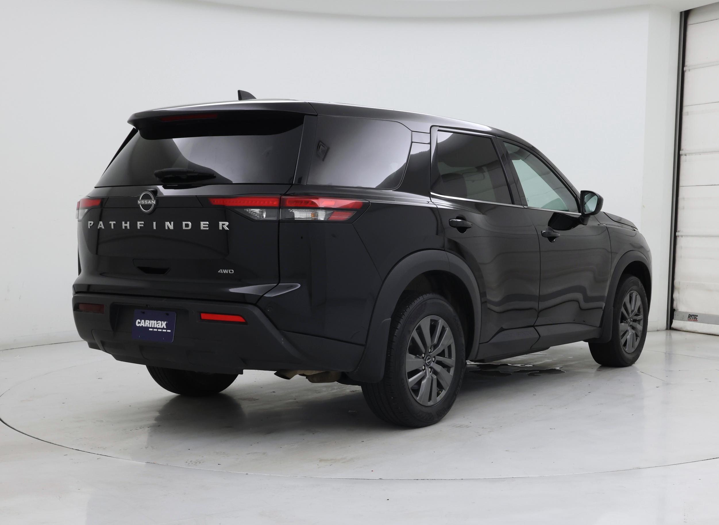 Thumbnail: 2023 Nissan Pathfinder - 8