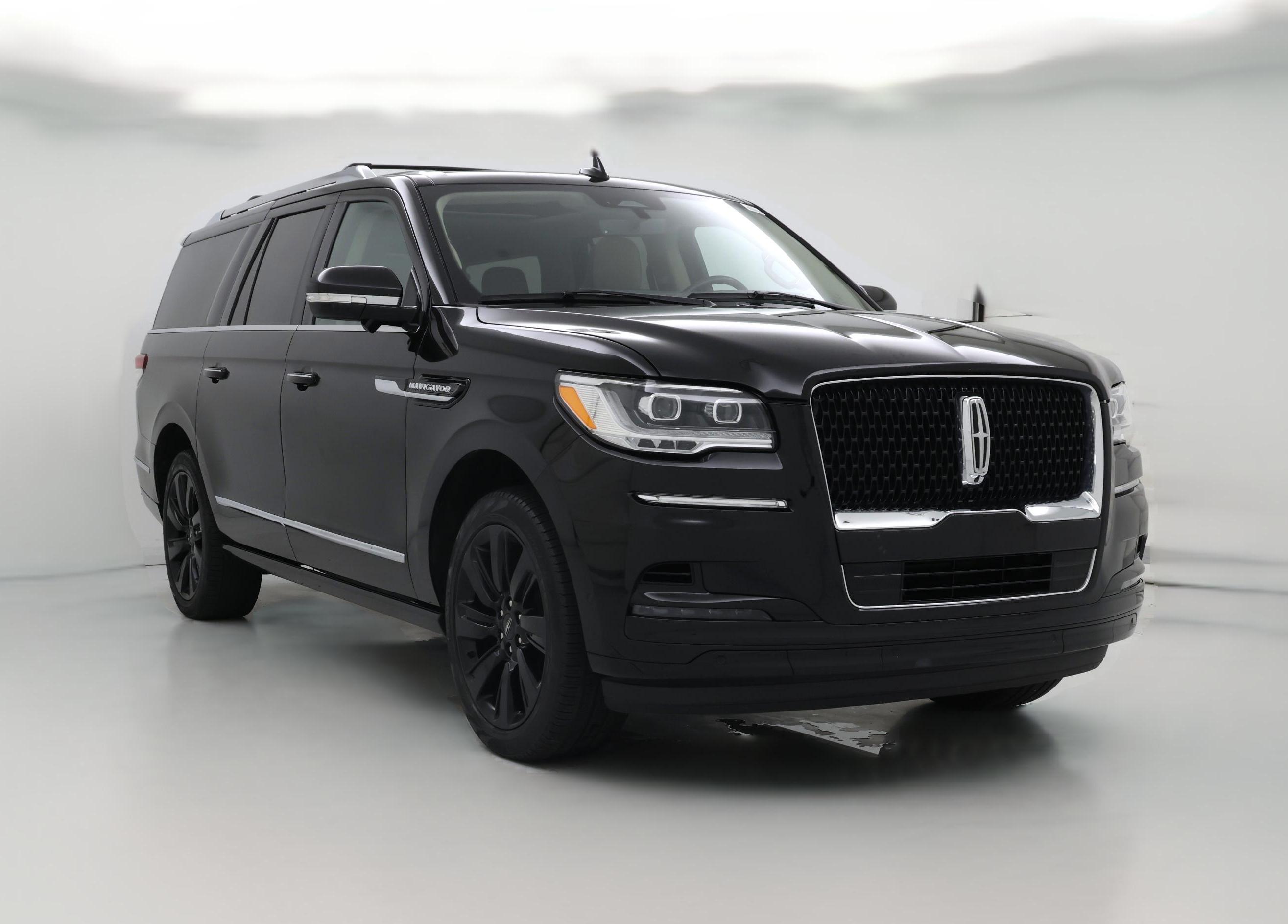 Thumbnail: 2022 Lincoln Navigator L - 1