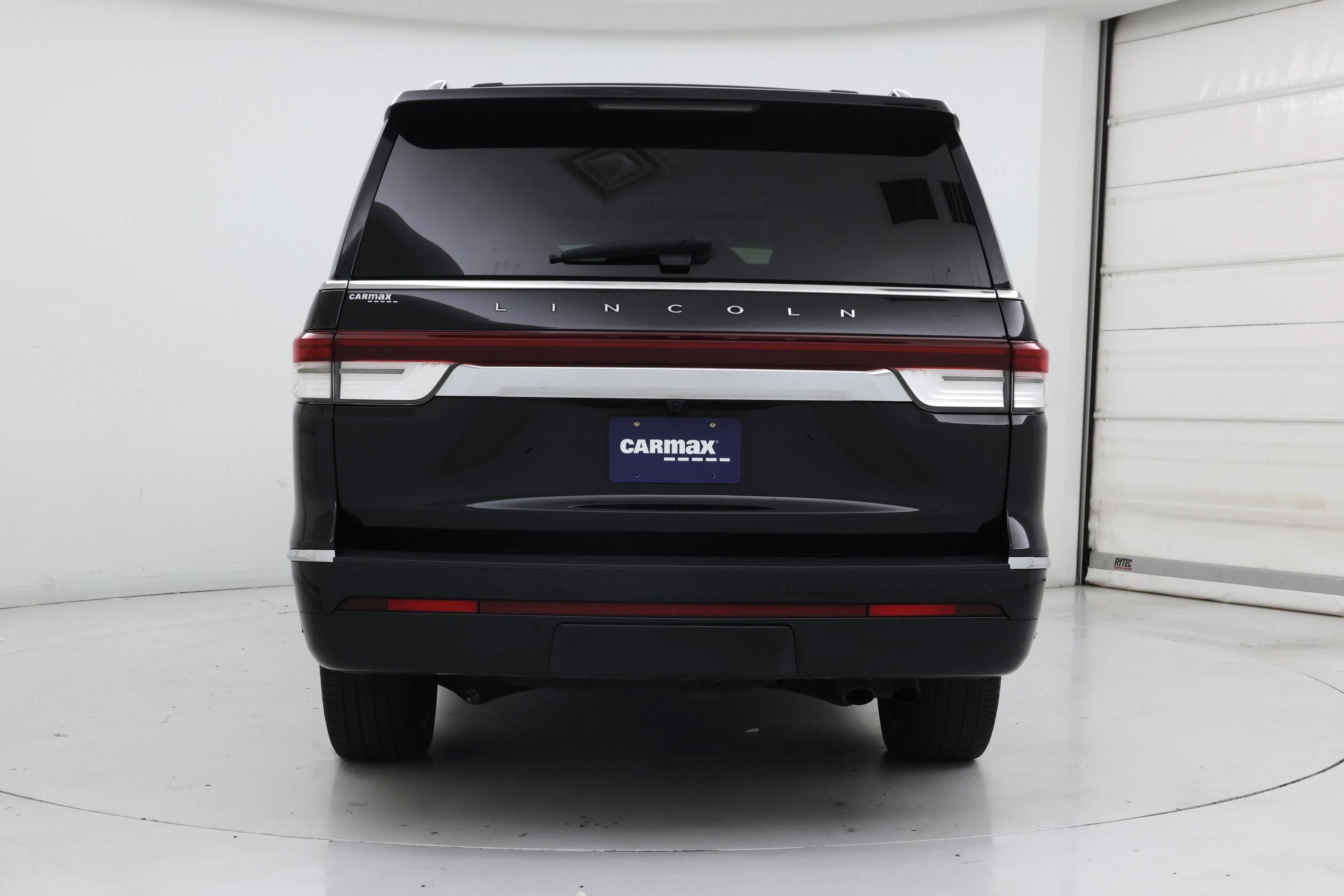 Thumbnail: 2022 Lincoln Navigator L - 6