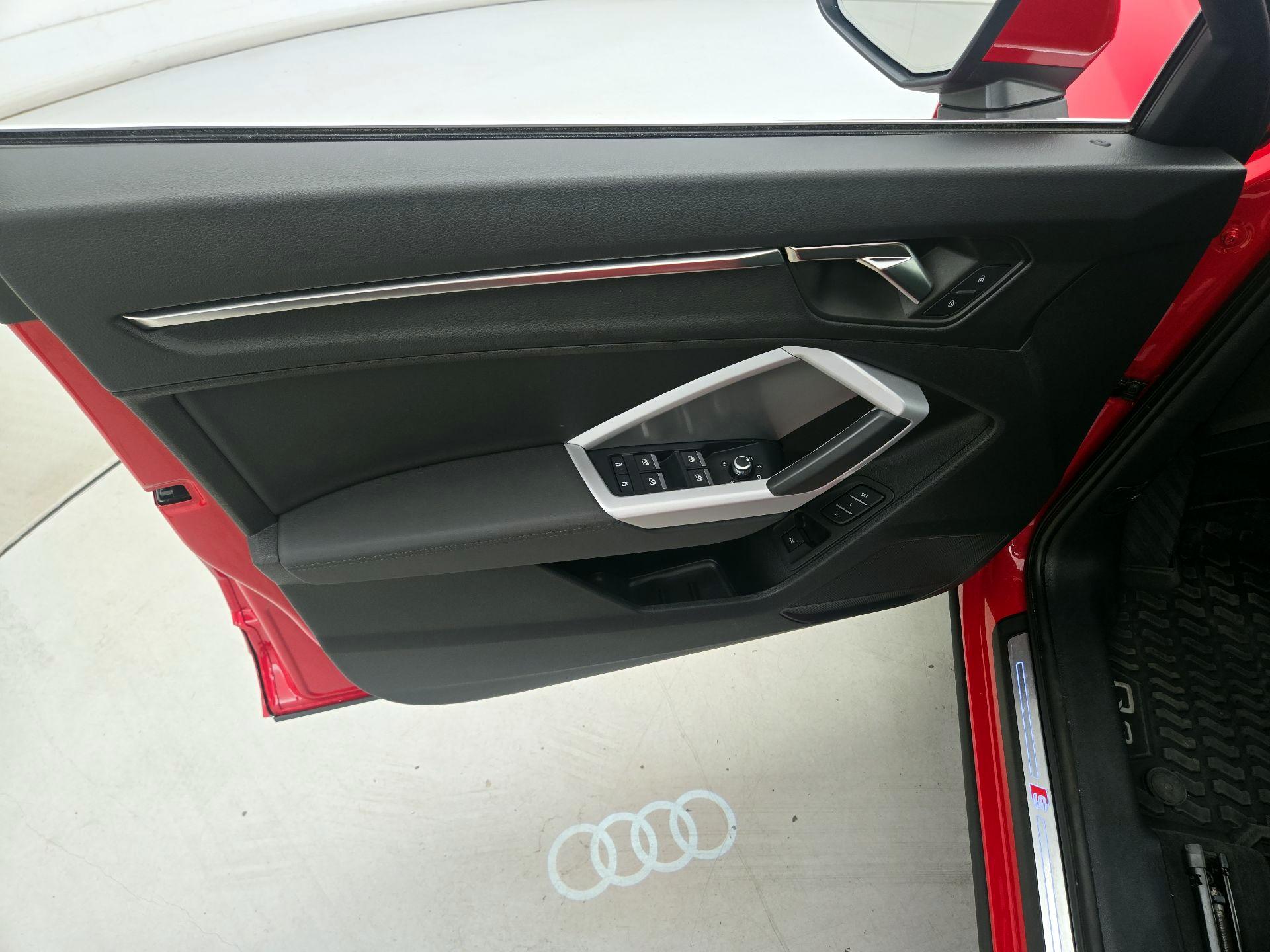 Thumbnail: 2022 Audi Q3 - 12