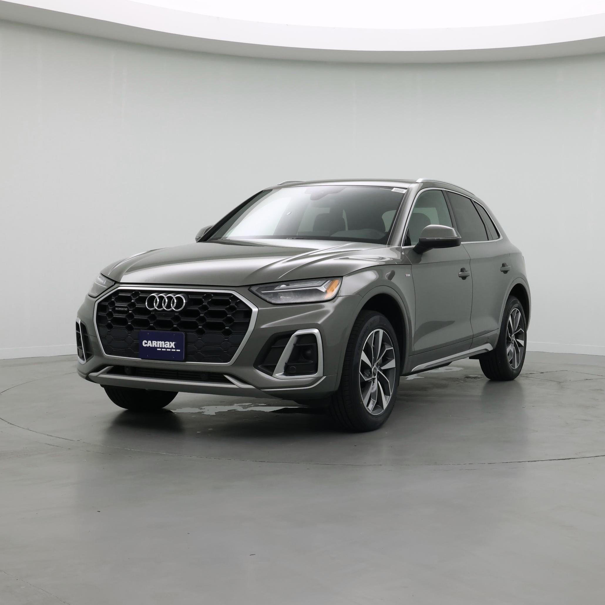 Thumbnail: 2023 Audi Q5 - 4