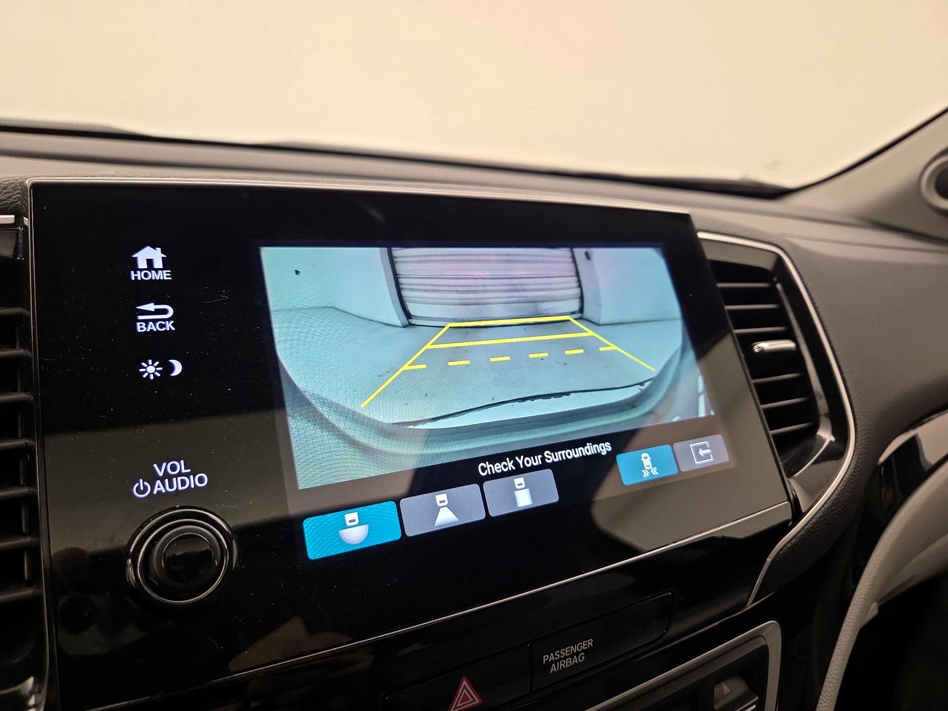 Thumbnail: 2021 Honda Pilot - 15