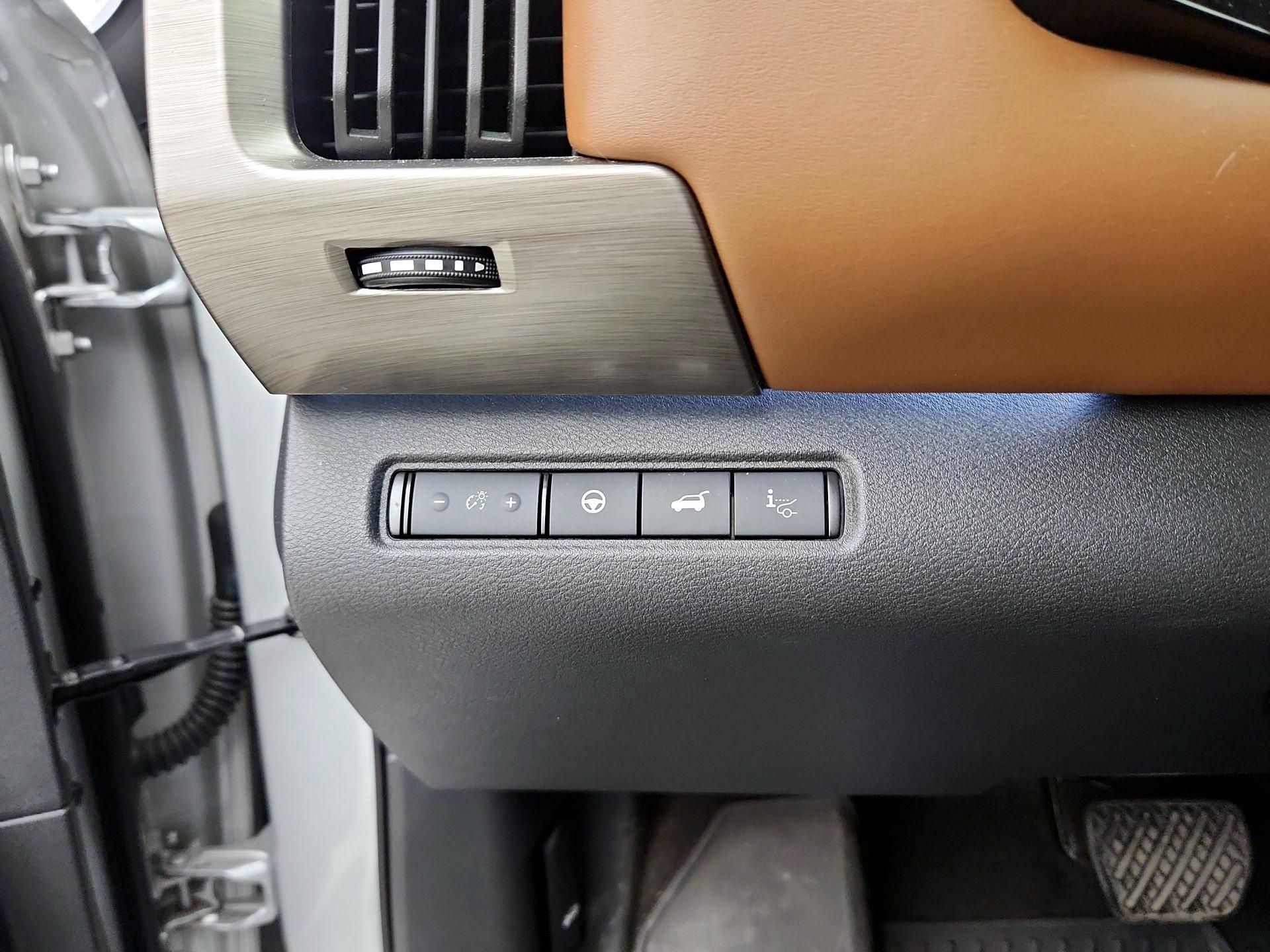Thumbnail: 2023 Nissan Pathfinder - 13