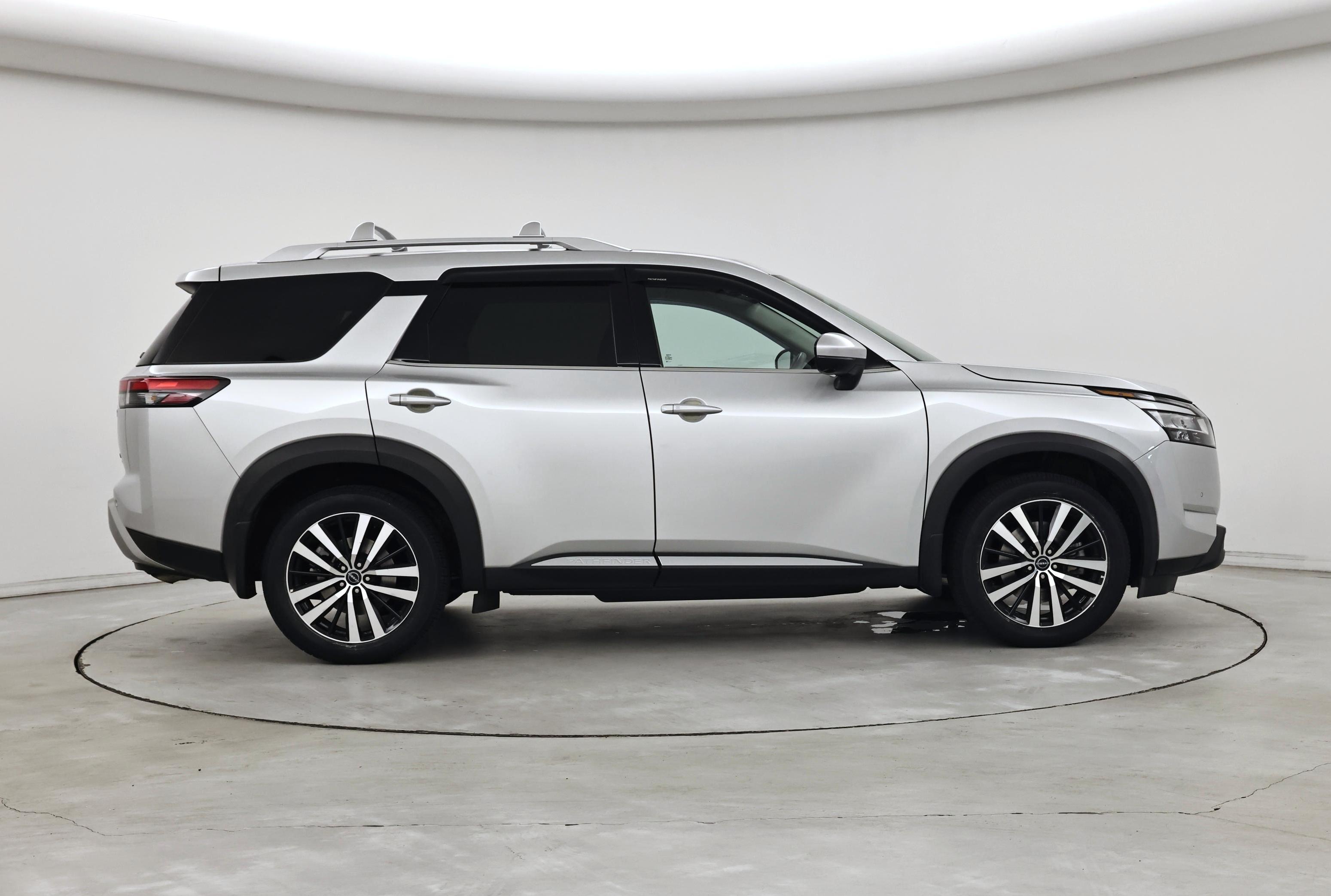 Thumbnail: 2023 Nissan Pathfinder - 7