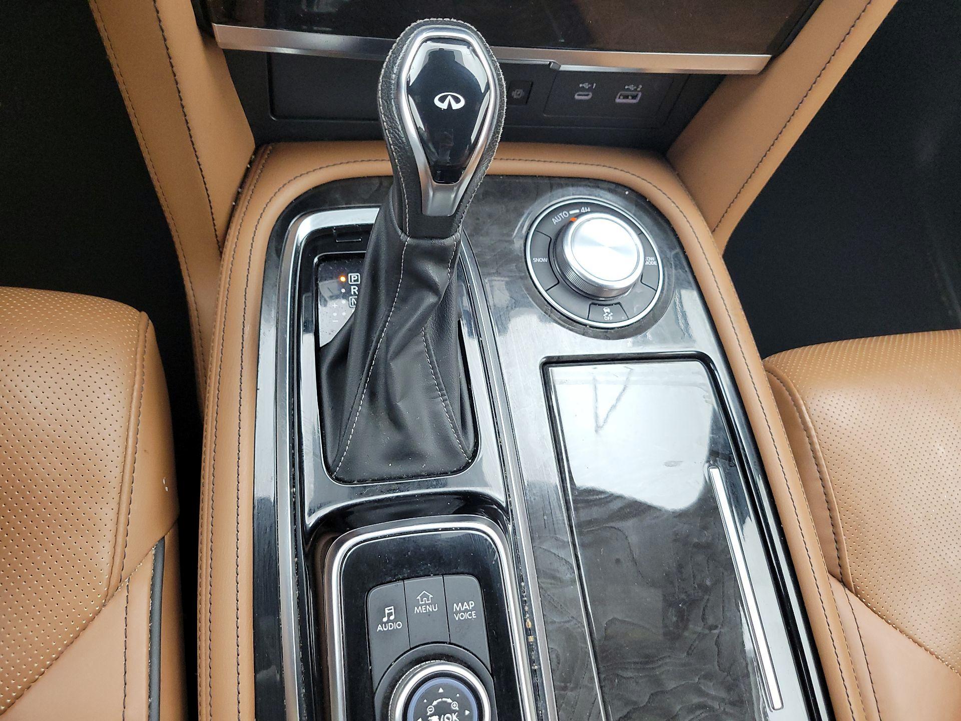 Thumbnail: 2023 INFINITI QX80 - 18