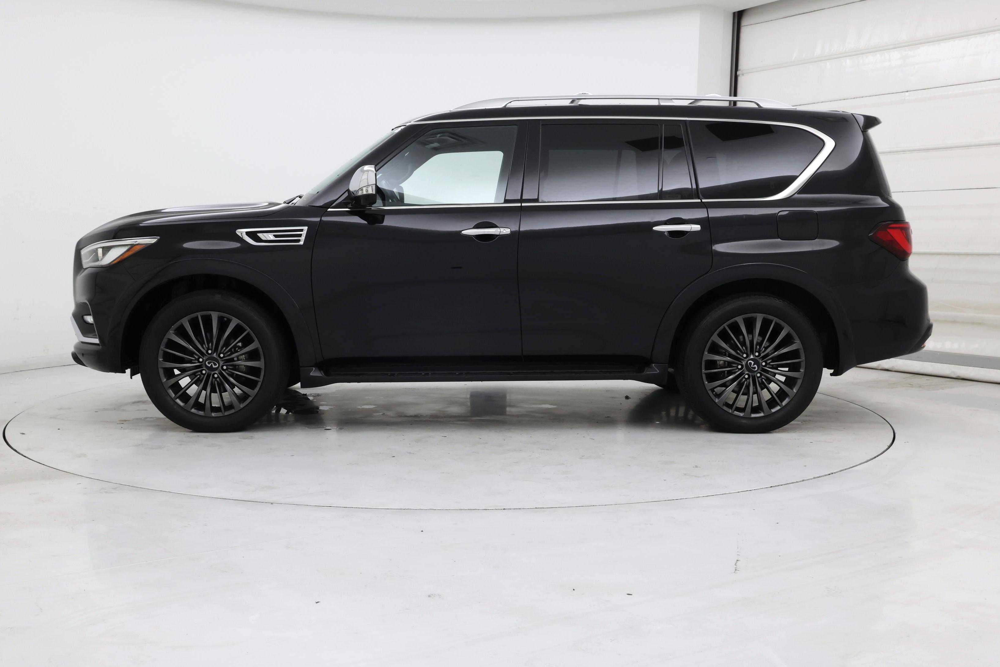 Thumbnail: 2023 INFINITI QX80 - 3