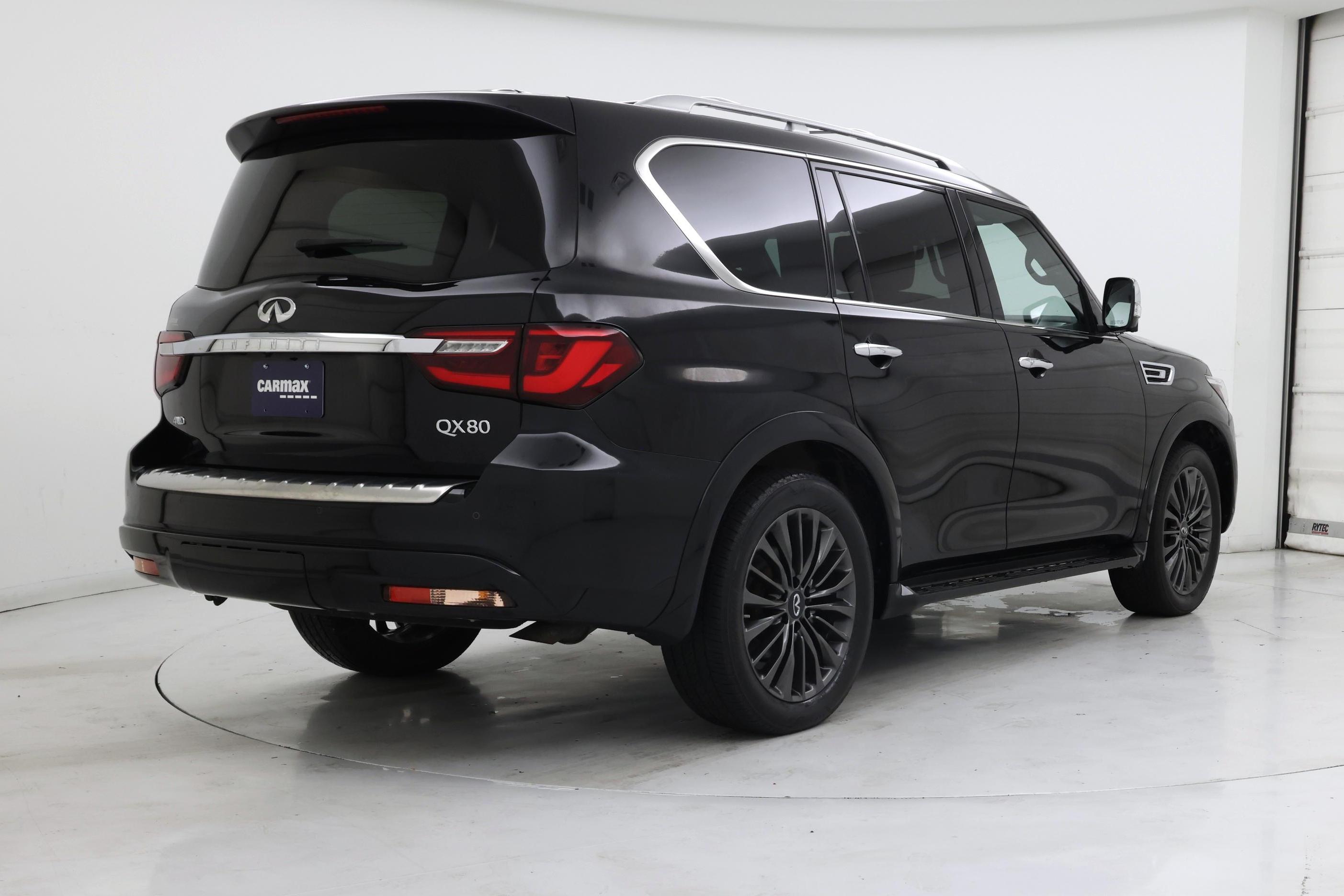 Thumbnail: 2023 INFINITI QX80 - 8
