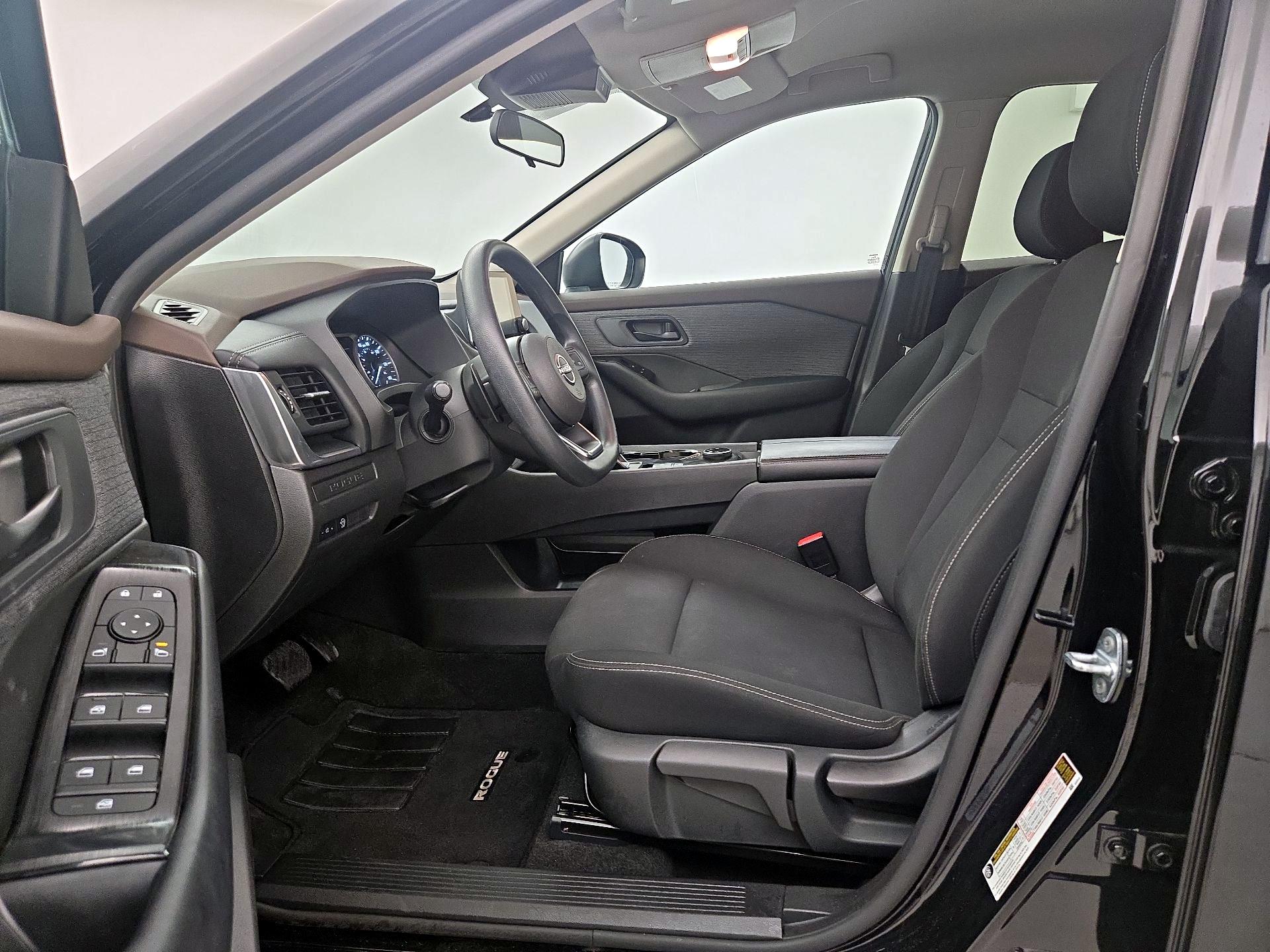 Thumbnail: 2023 Nissan Rogue - 11