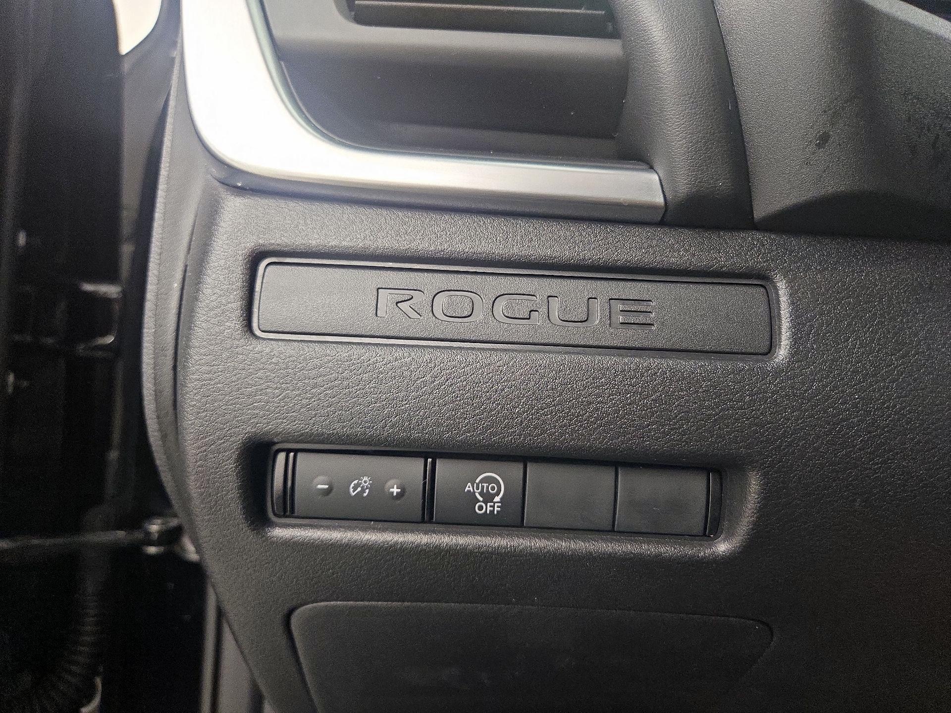 Thumbnail: 2023 Nissan Rogue - 13