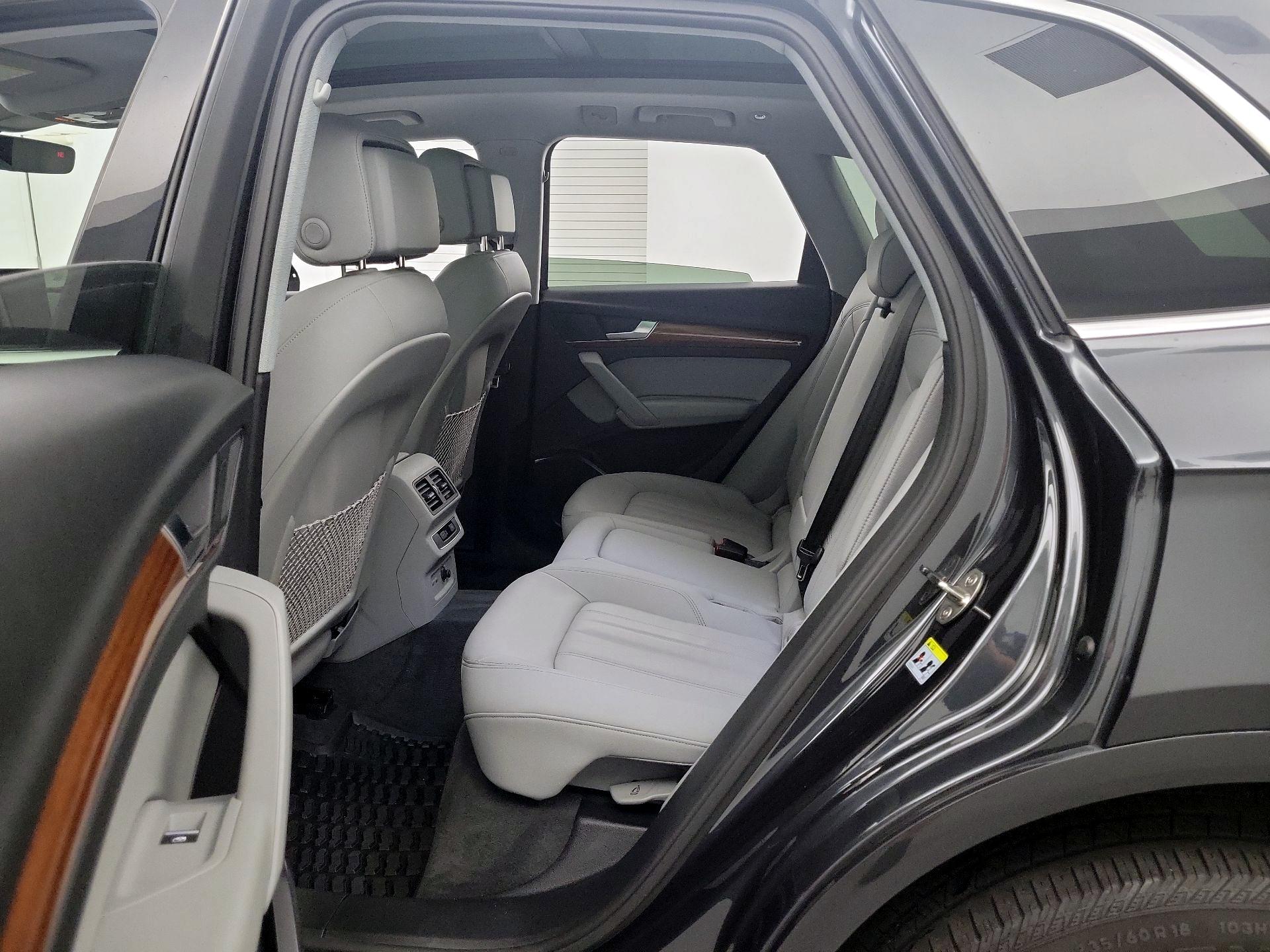 Thumbnail: 2023 Audi Q5 - 18