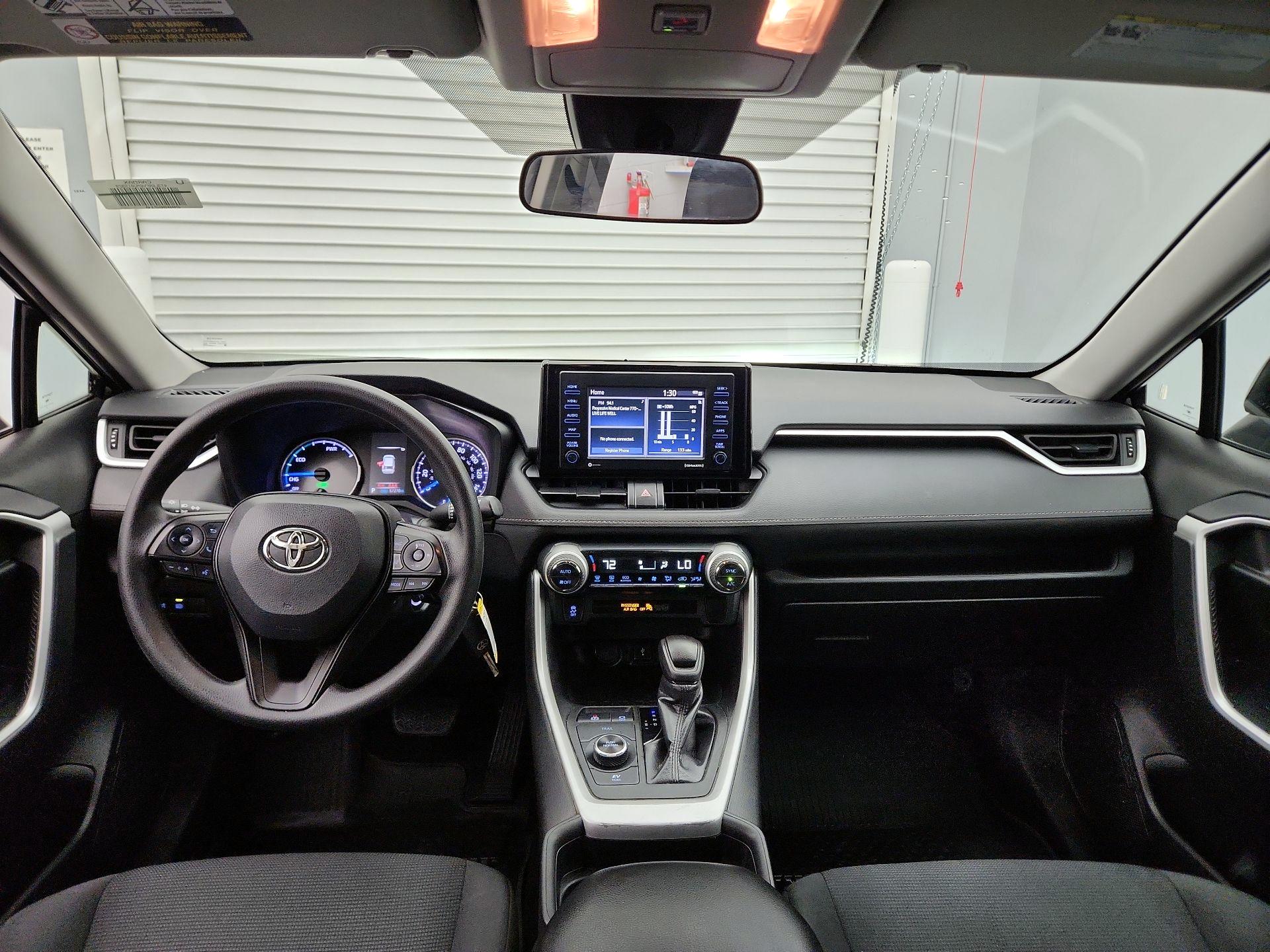 Thumbnail: 2021 Toyota RAV4 - 9