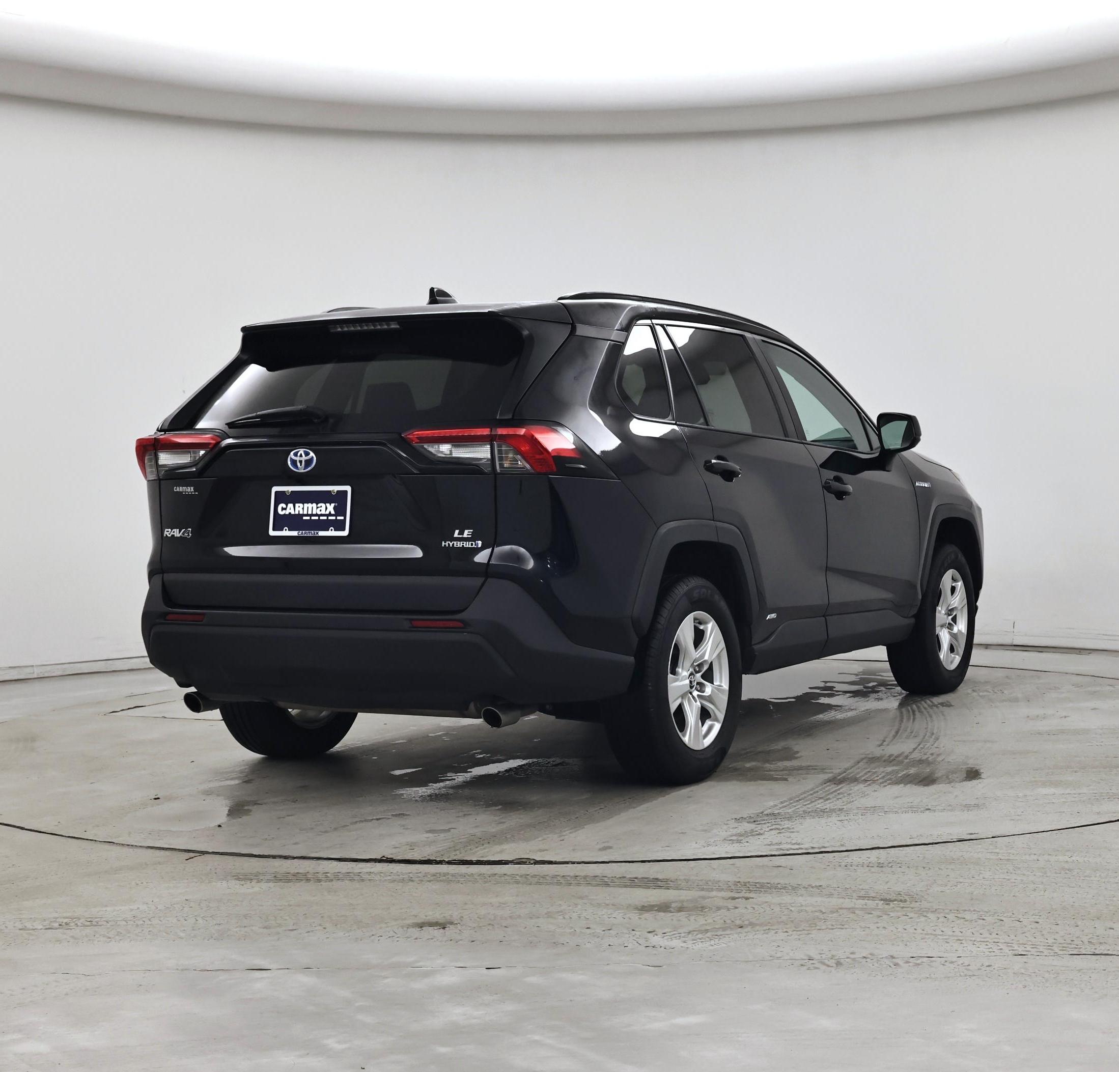 Thumbnail: 2021 Toyota RAV4 - 8
