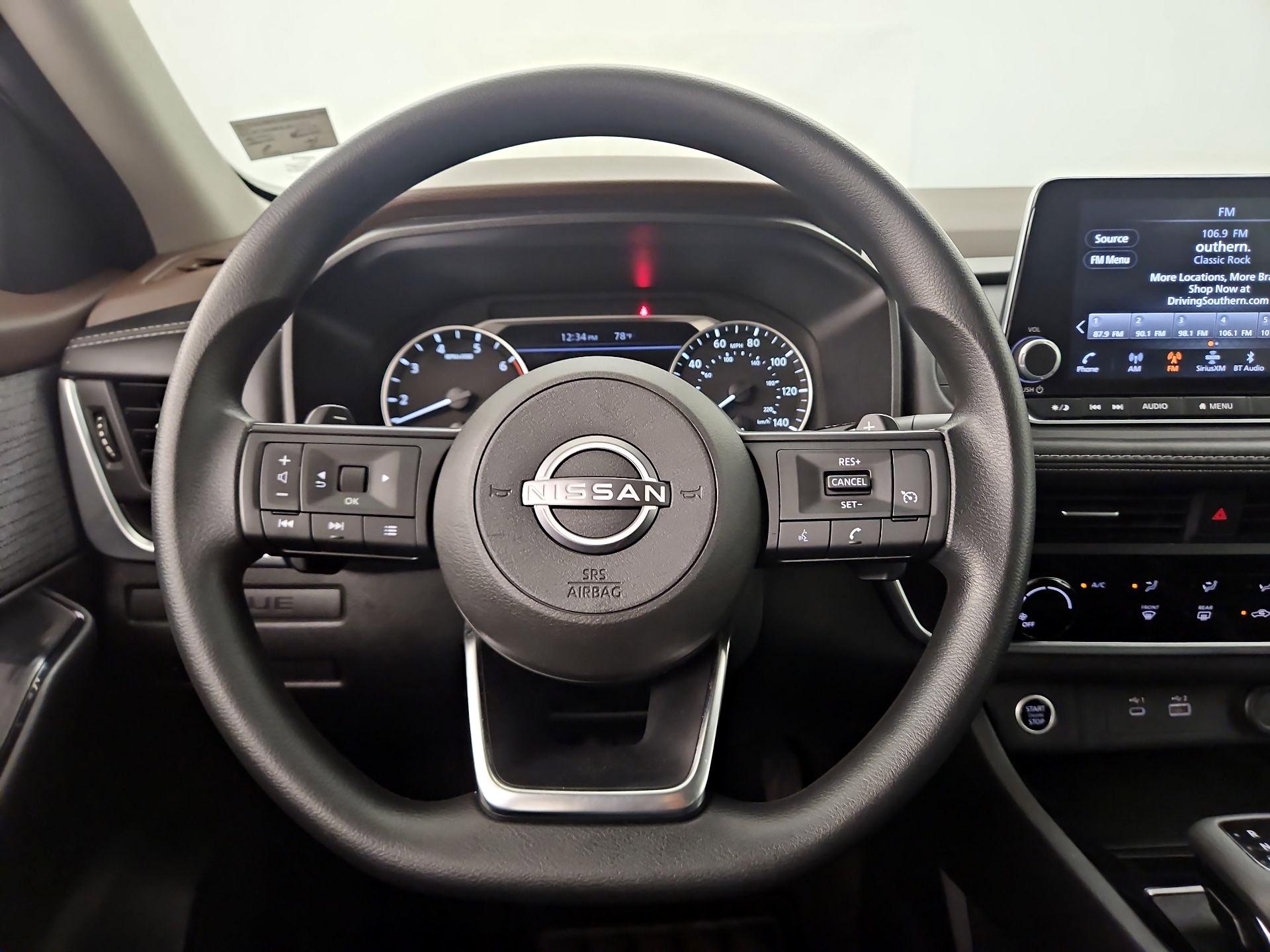 Thumbnail: 2023 Nissan Rogue - 10
