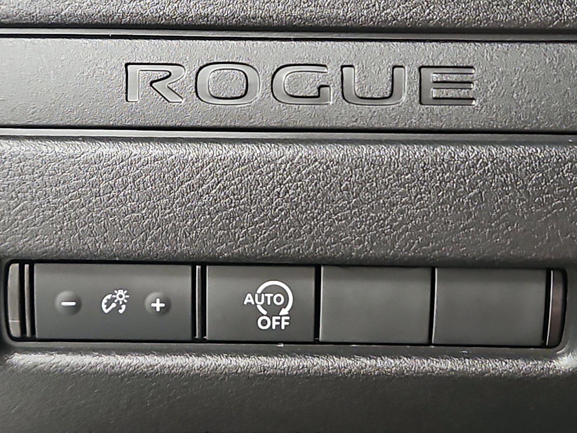 Thumbnail: 2023 Nissan Rogue - 13