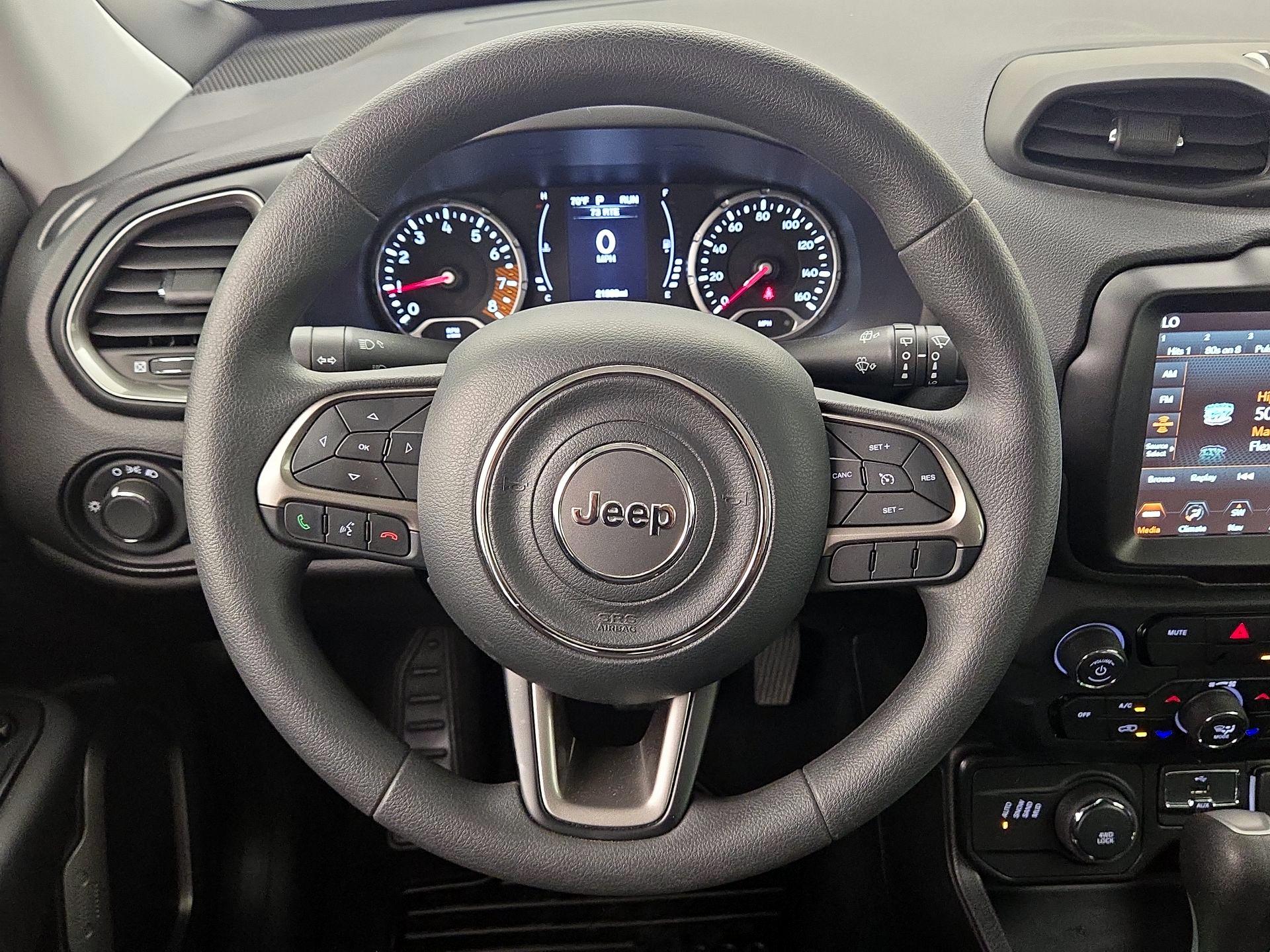 Thumbnail: 2022 Jeep Renegade - 10