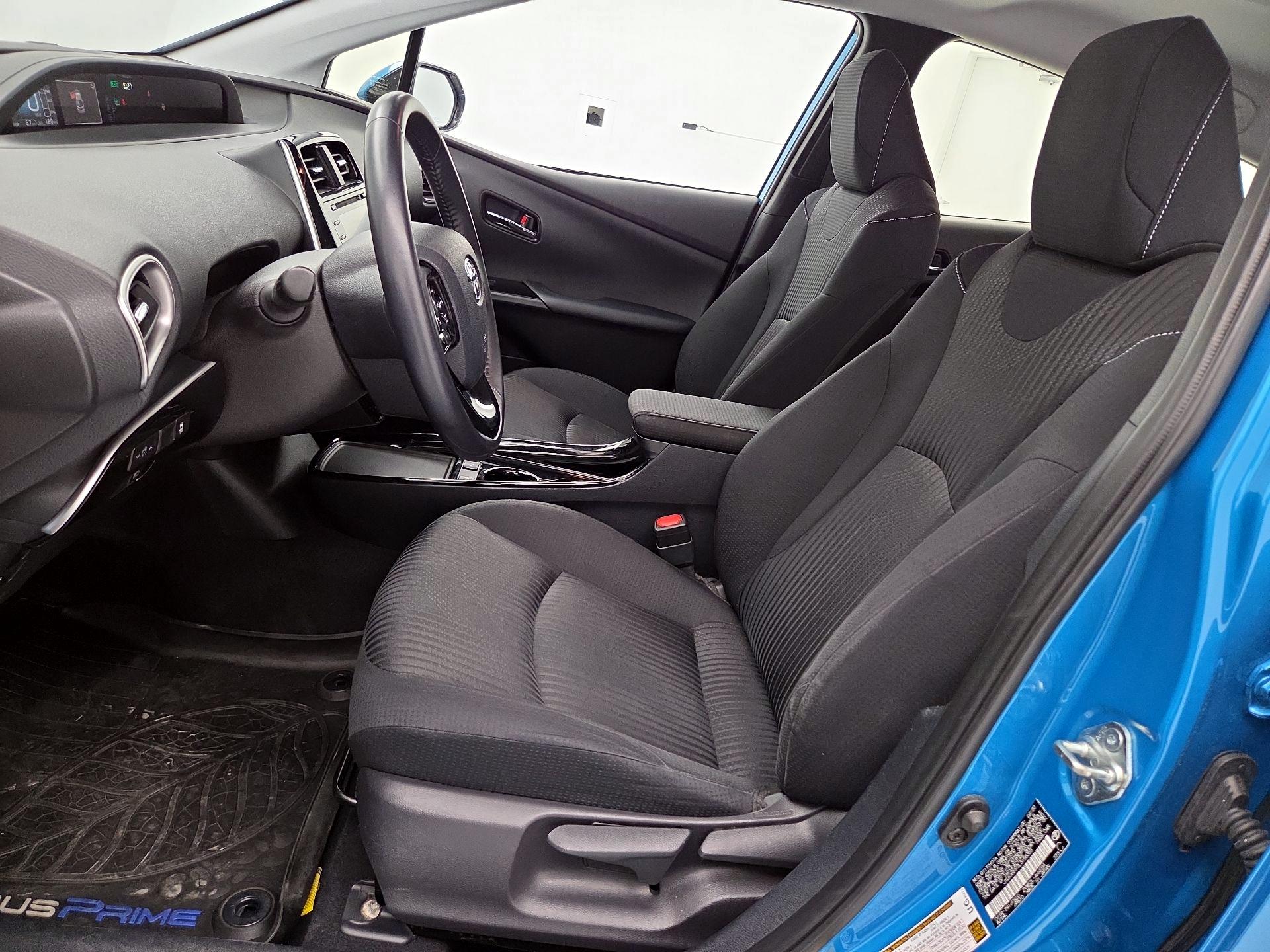 Thumbnail: 2020 Toyota Prius Prime - 11