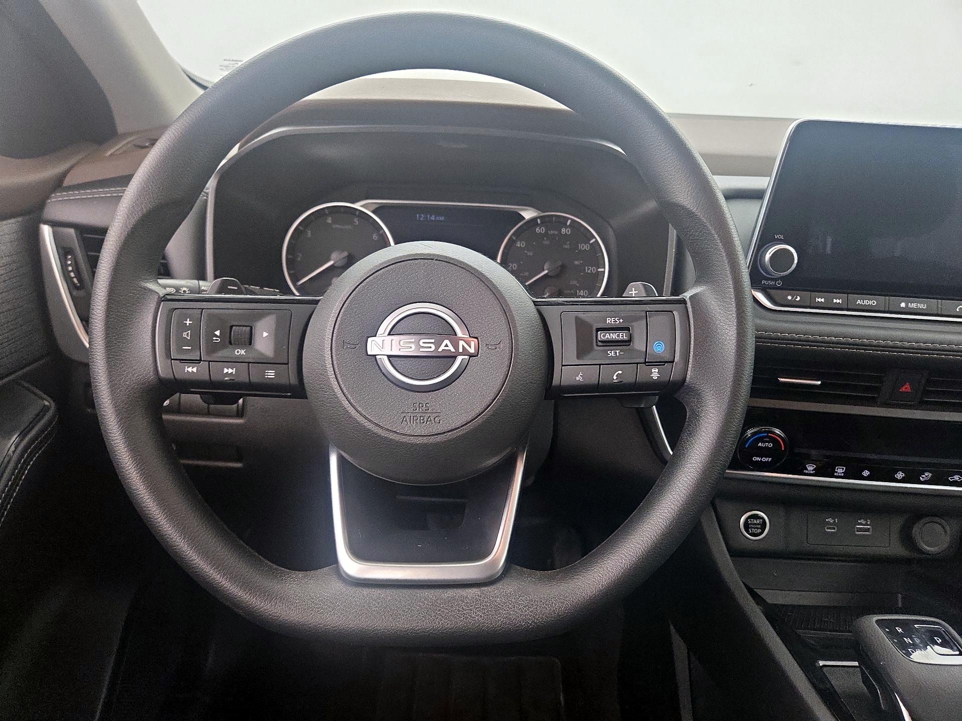 Thumbnail: 2023 Nissan Rogue - 10