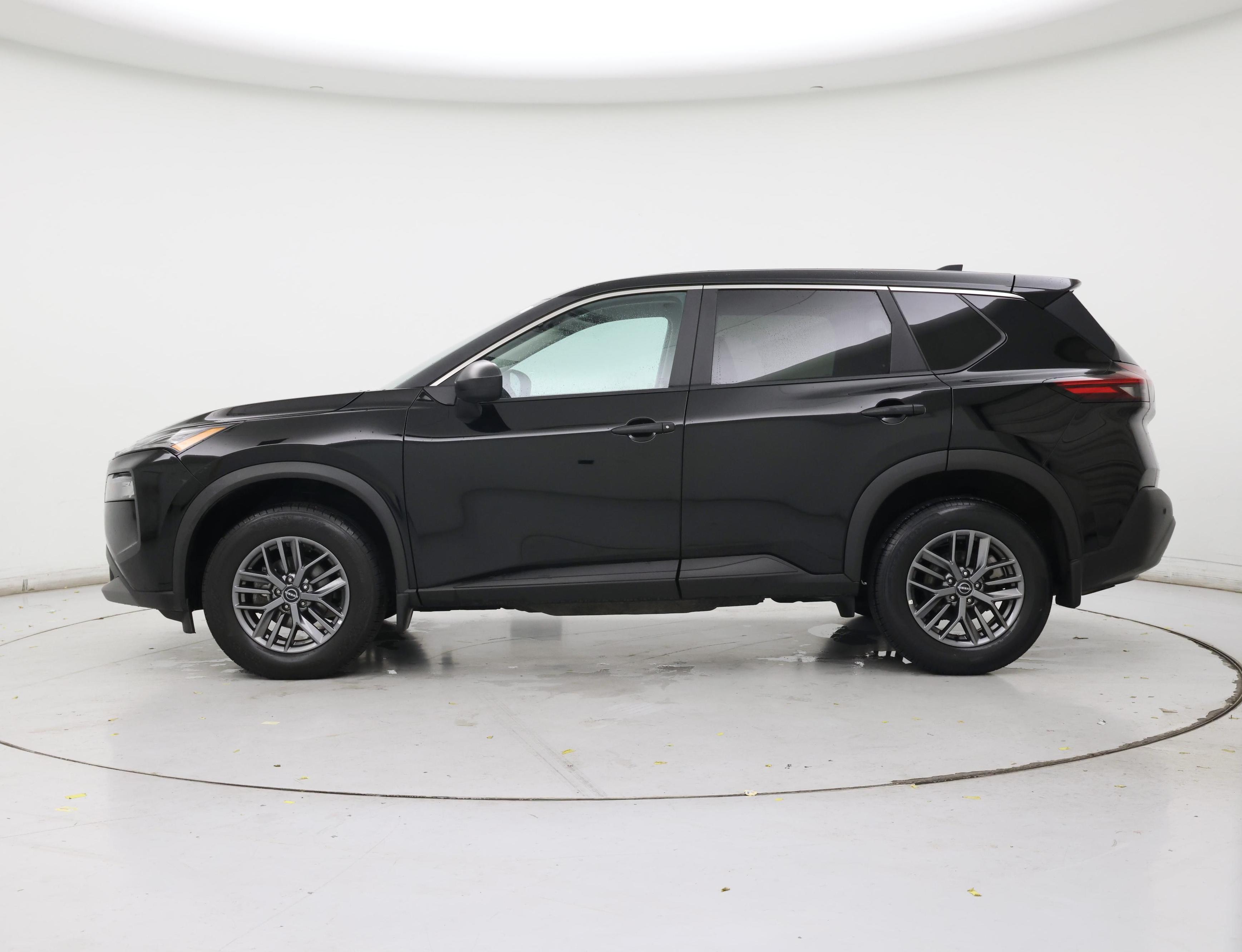 Thumbnail: 2023 Nissan Rogue - 3