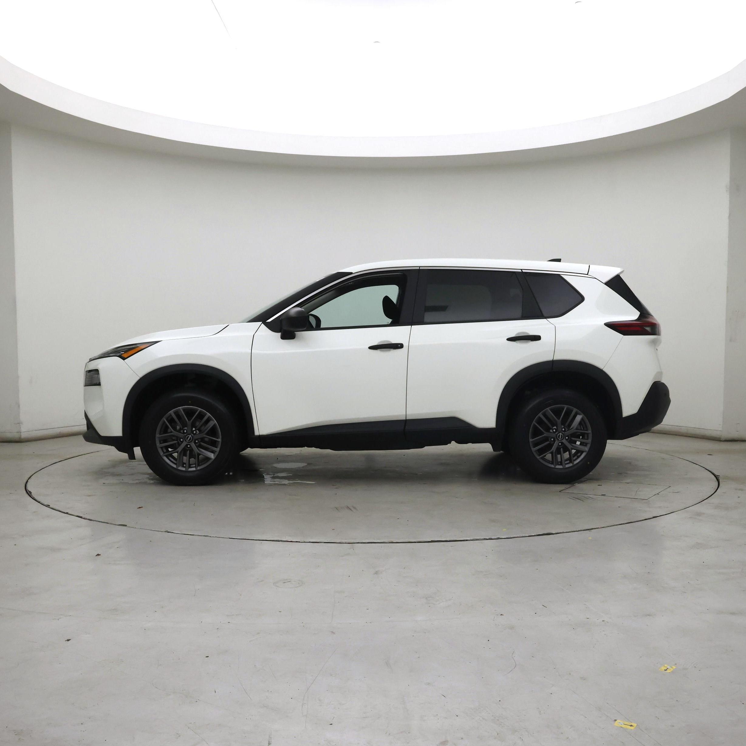 Thumbnail: 2023 Nissan Rogue - 3