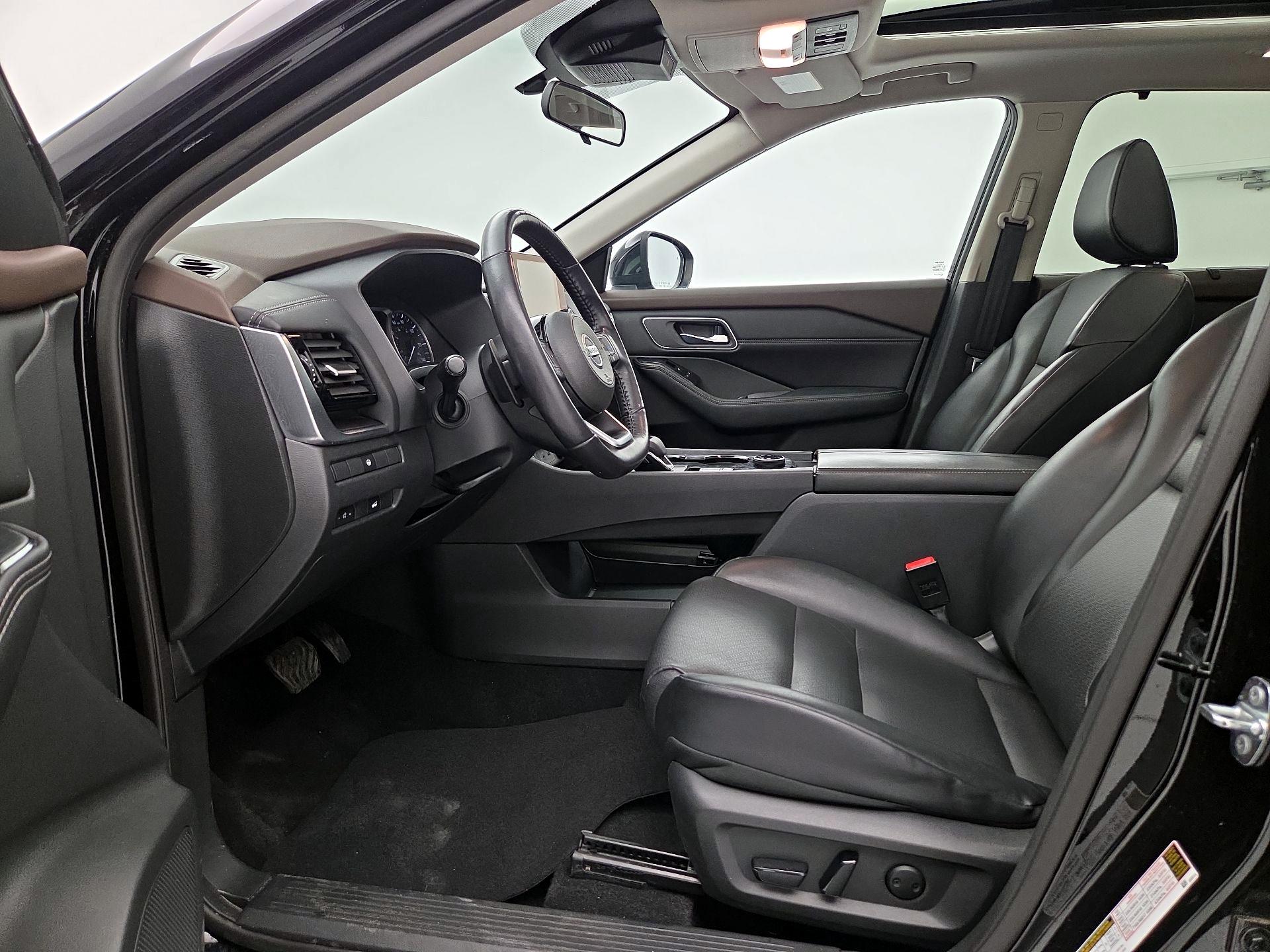 Thumbnail: 2021 Nissan Rogue - 11