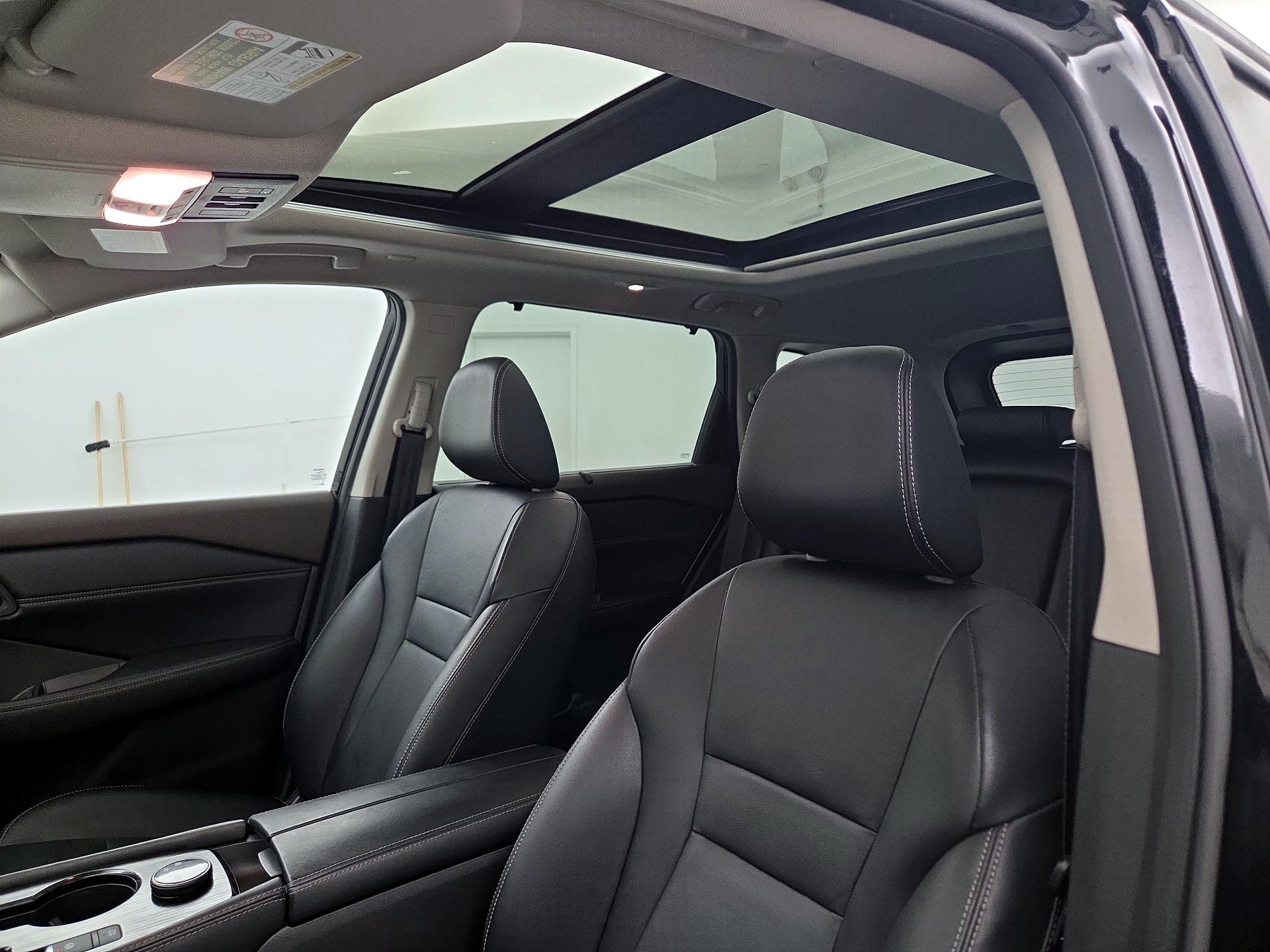 Thumbnail: 2023 Nissan Rogue - 17