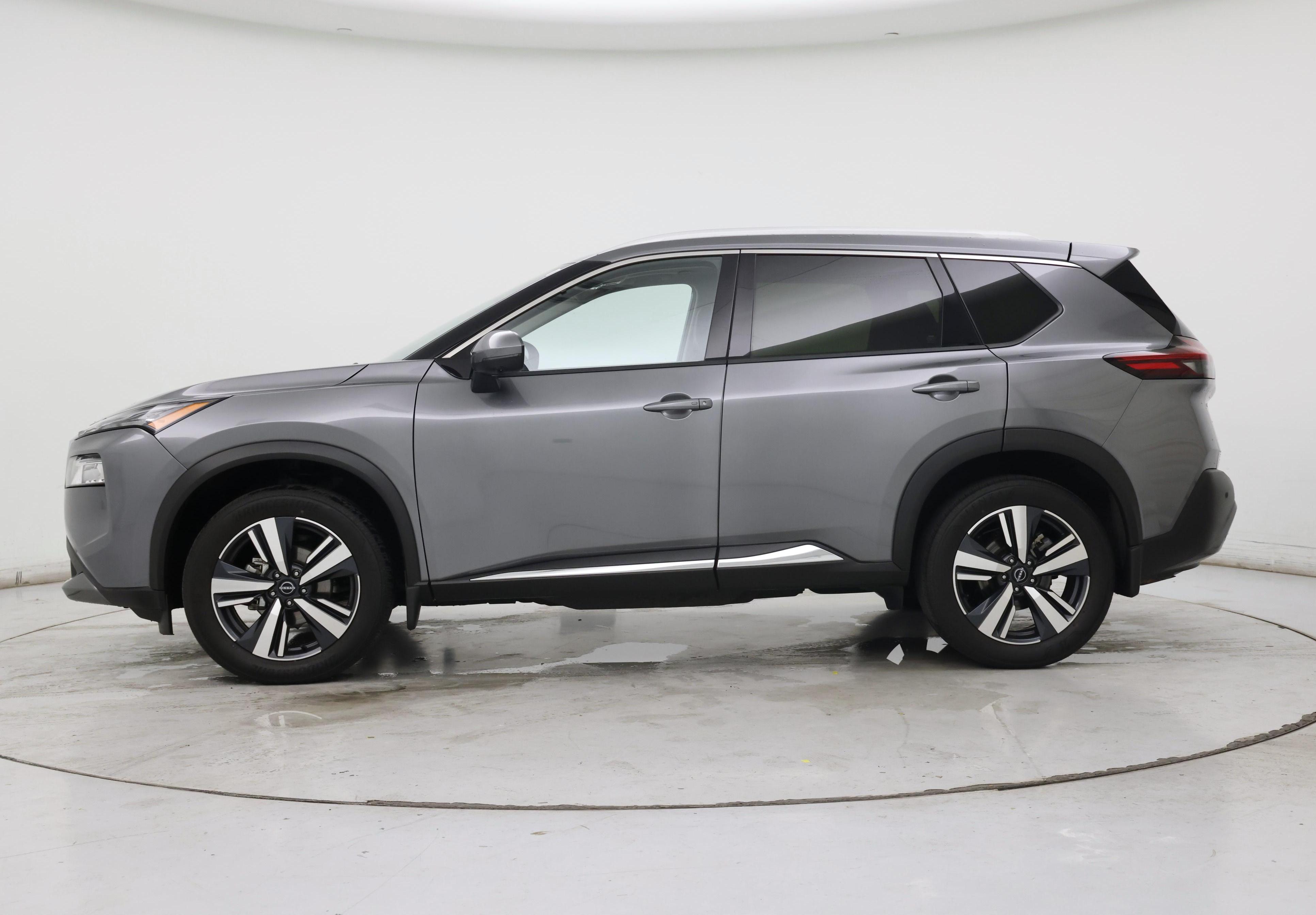 Thumbnail: 2023 Nissan Rogue - 3