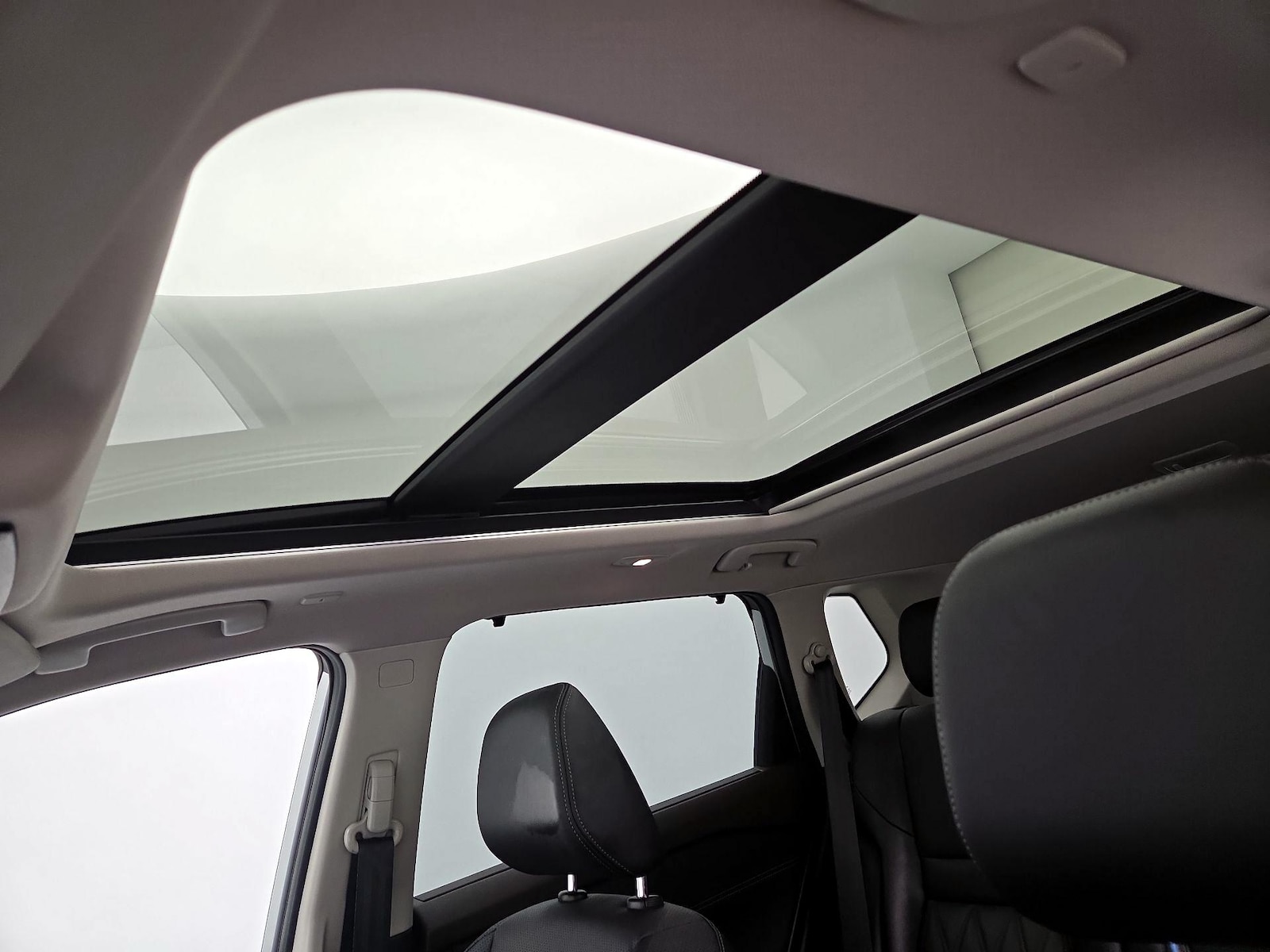 Panoramic Sunroof