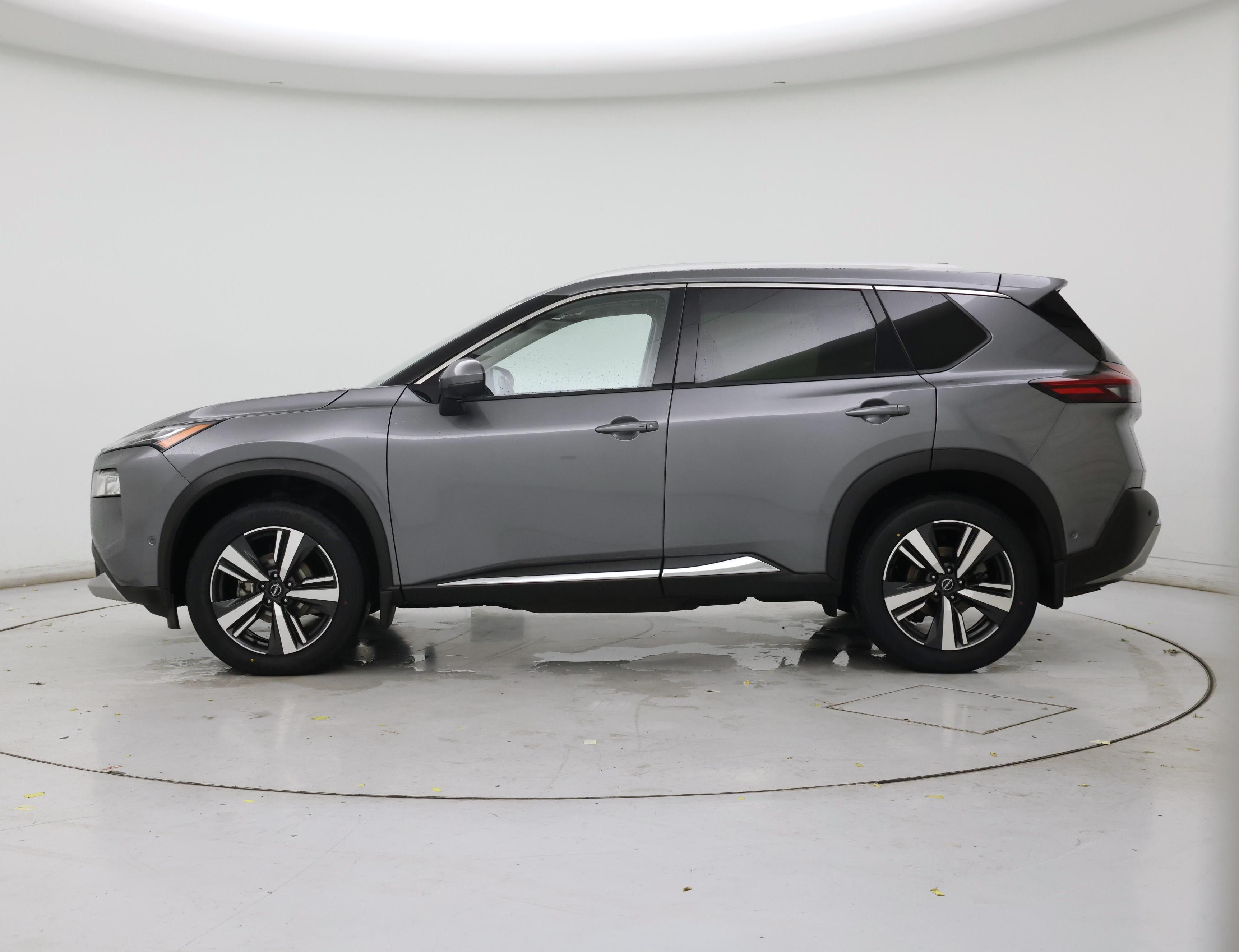Thumbnail: 2023 Nissan Rogue - 3