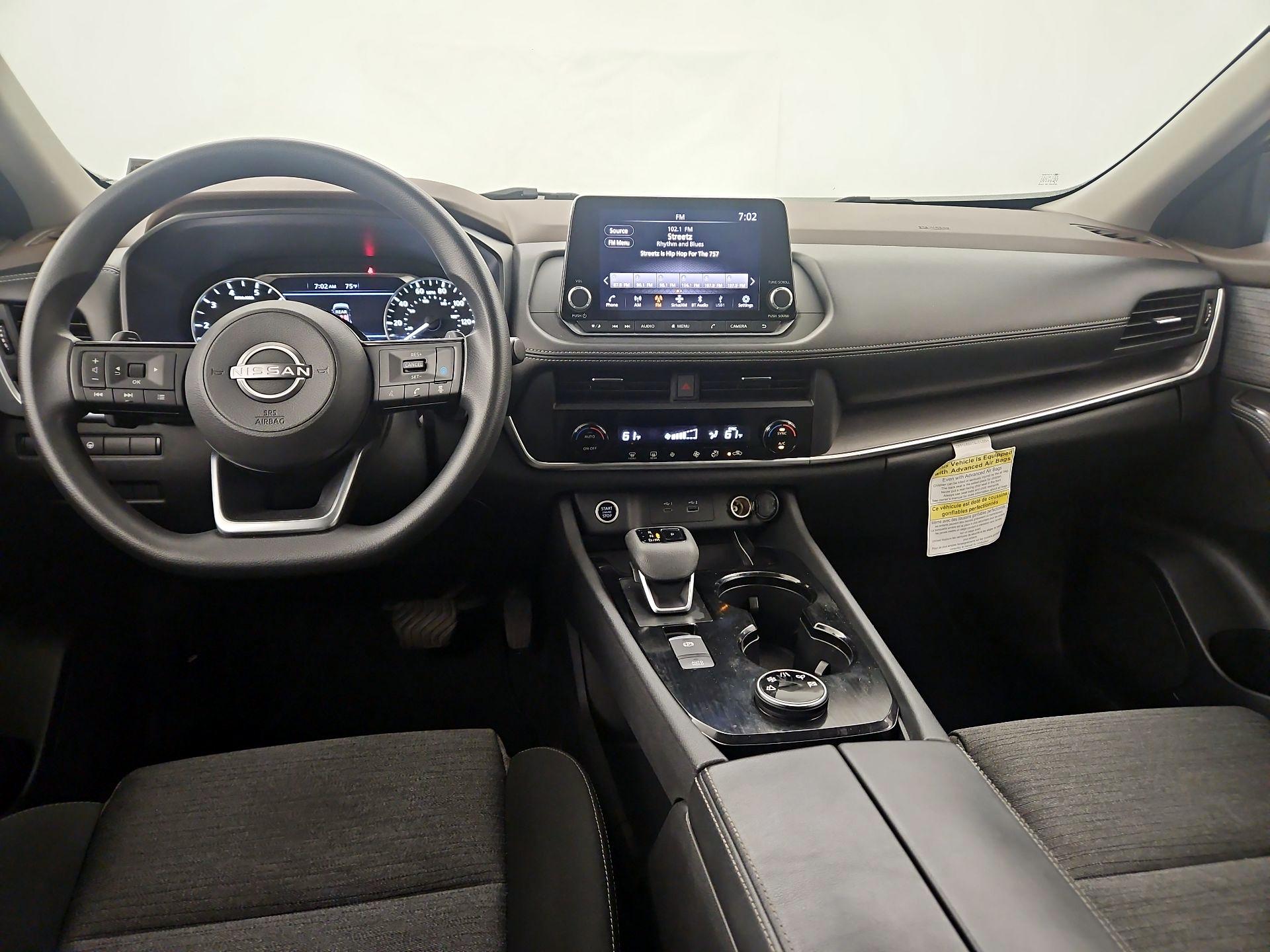 Thumbnail: 2023 Nissan Rogue - 9