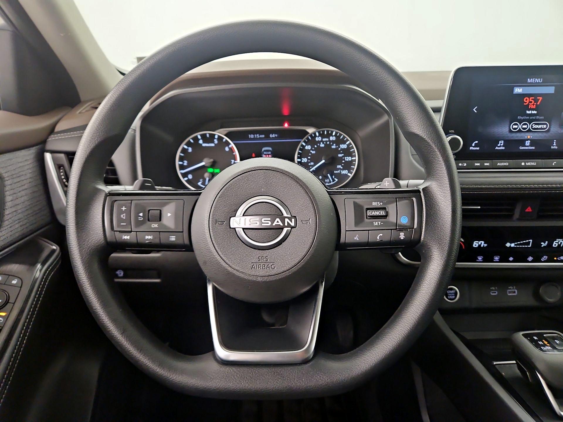 Thumbnail: 2023 Nissan Rogue - 10