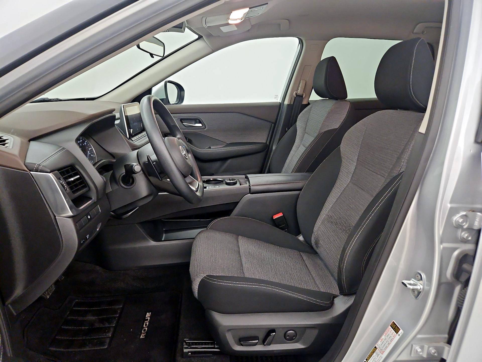 Thumbnail: 2023 Nissan Rogue - 11