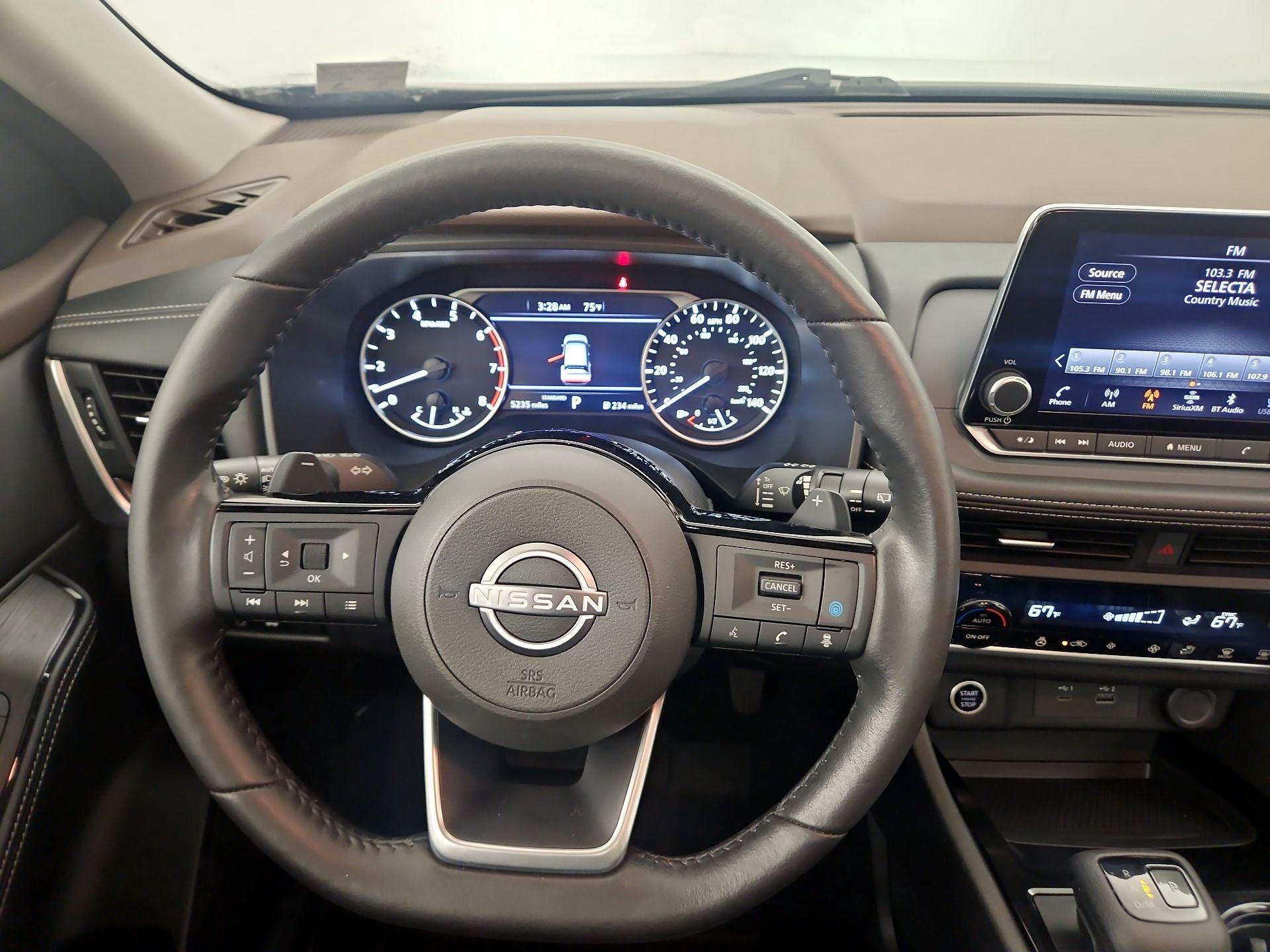 Thumbnail: 2023 Nissan Rogue - 10