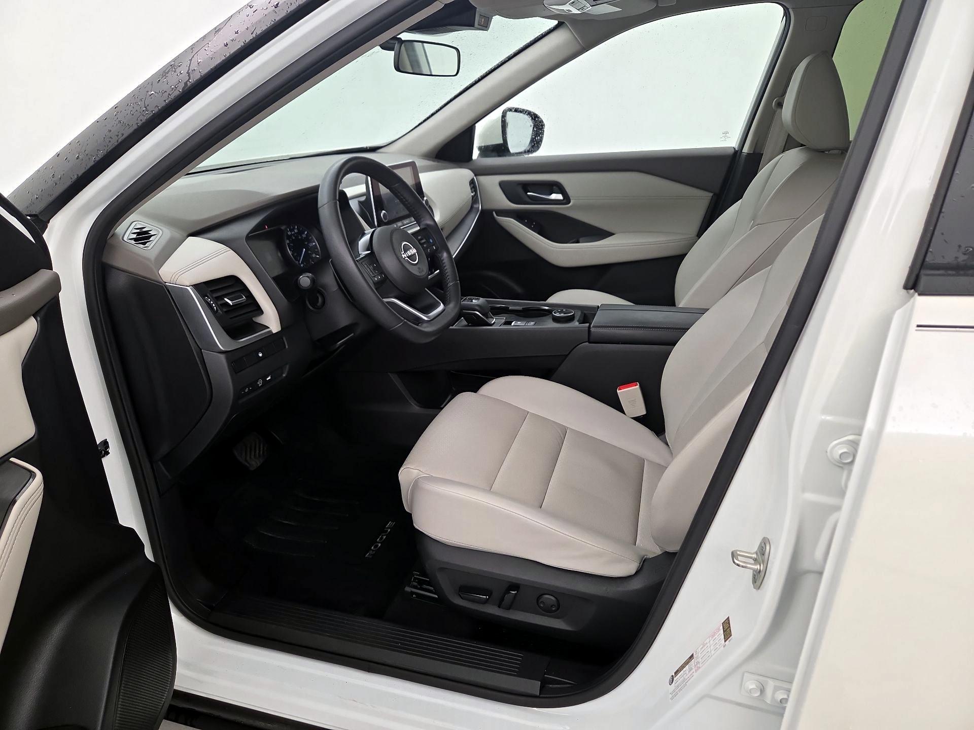 Thumbnail: 2023 Nissan Rogue - 11