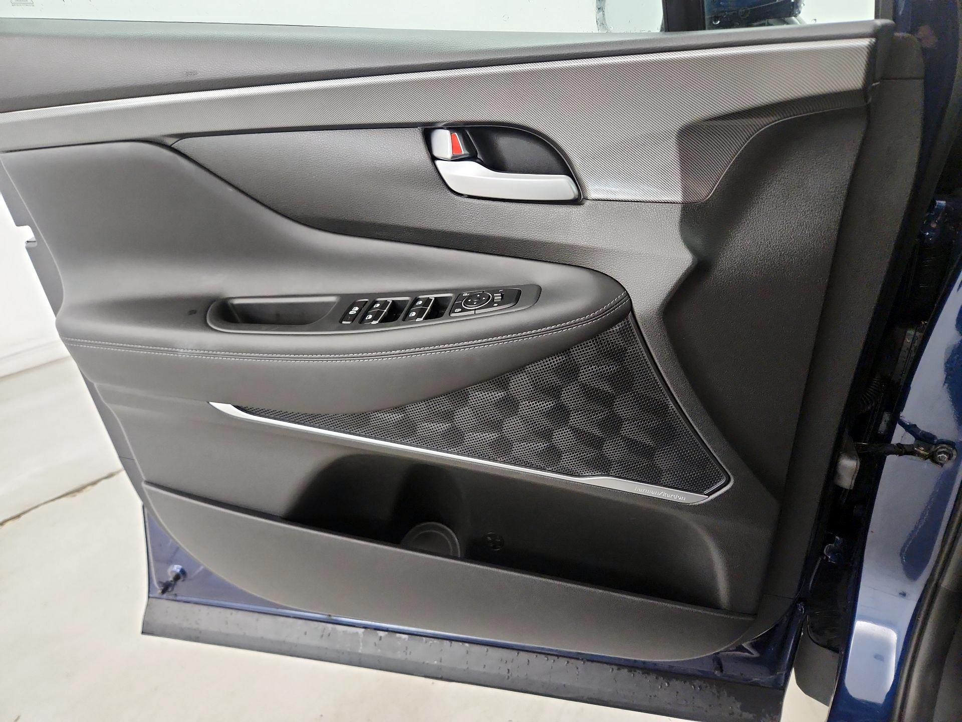Thumbnail: 2023 Hyundai Santa Fe - 12