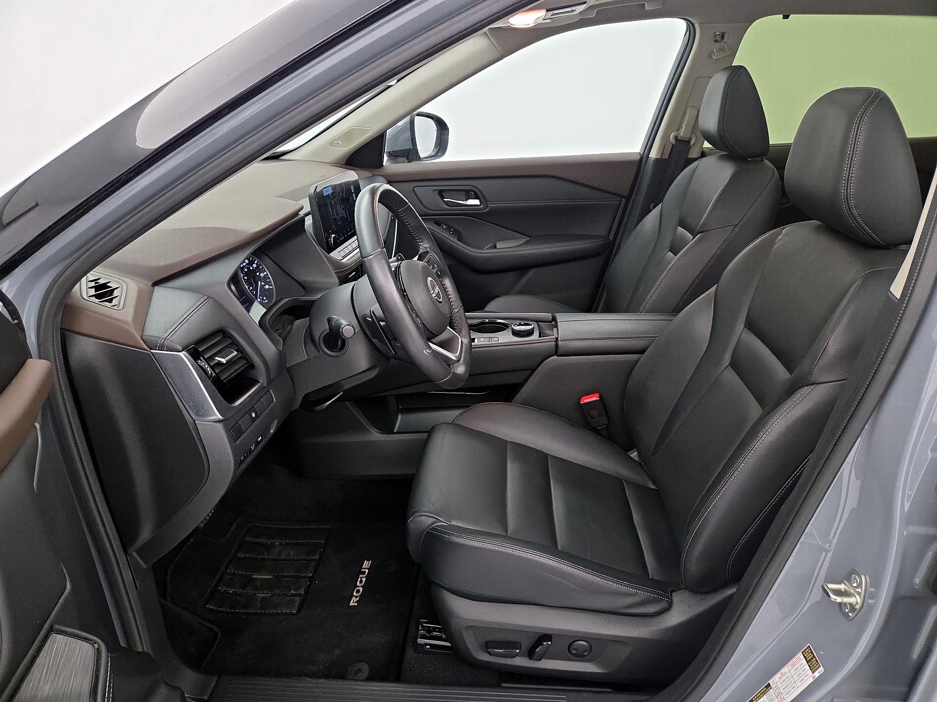 Thumbnail: 2023 Nissan Rogue - 11