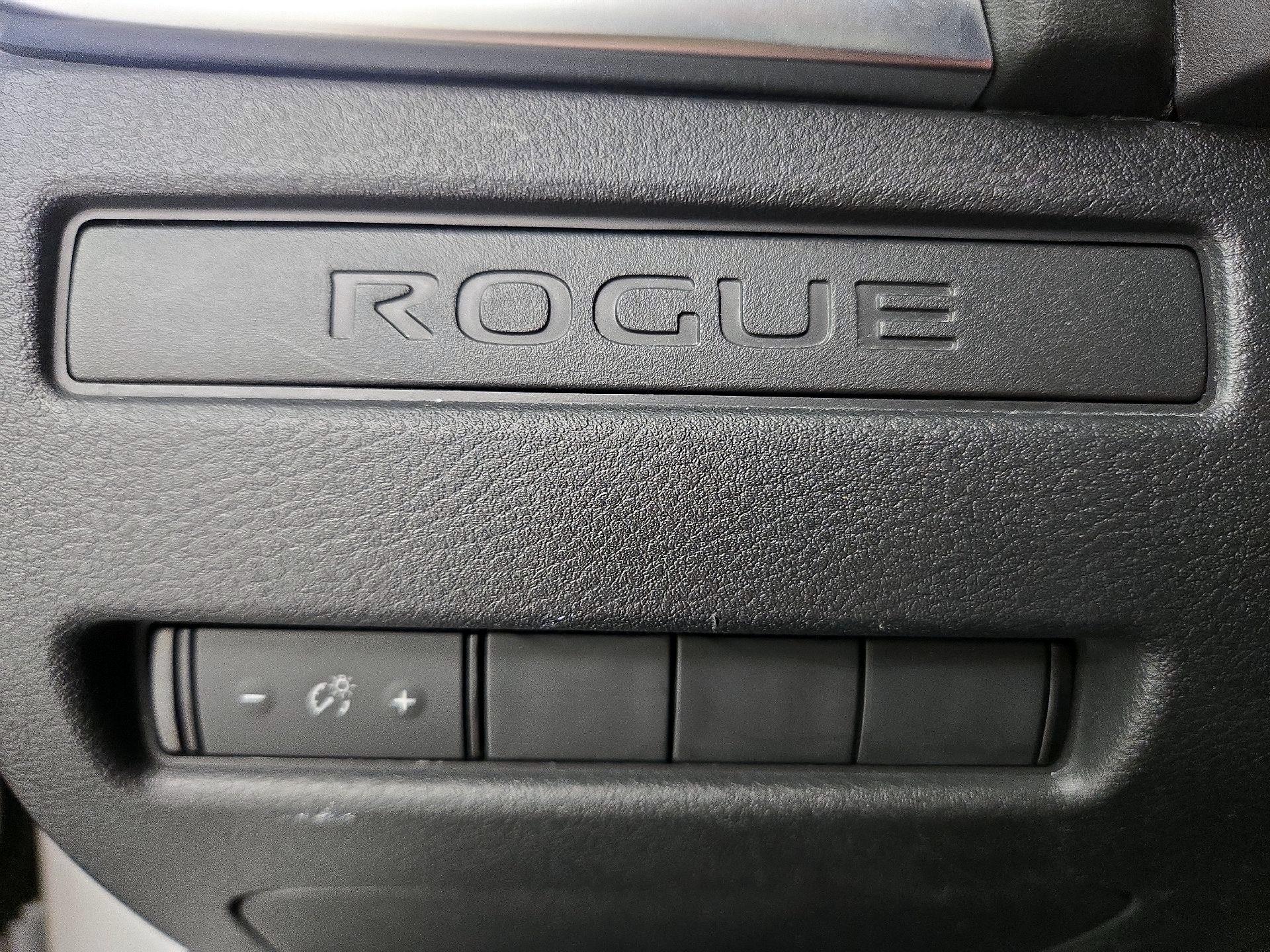 Thumbnail: 2022 Nissan Rogue - 13