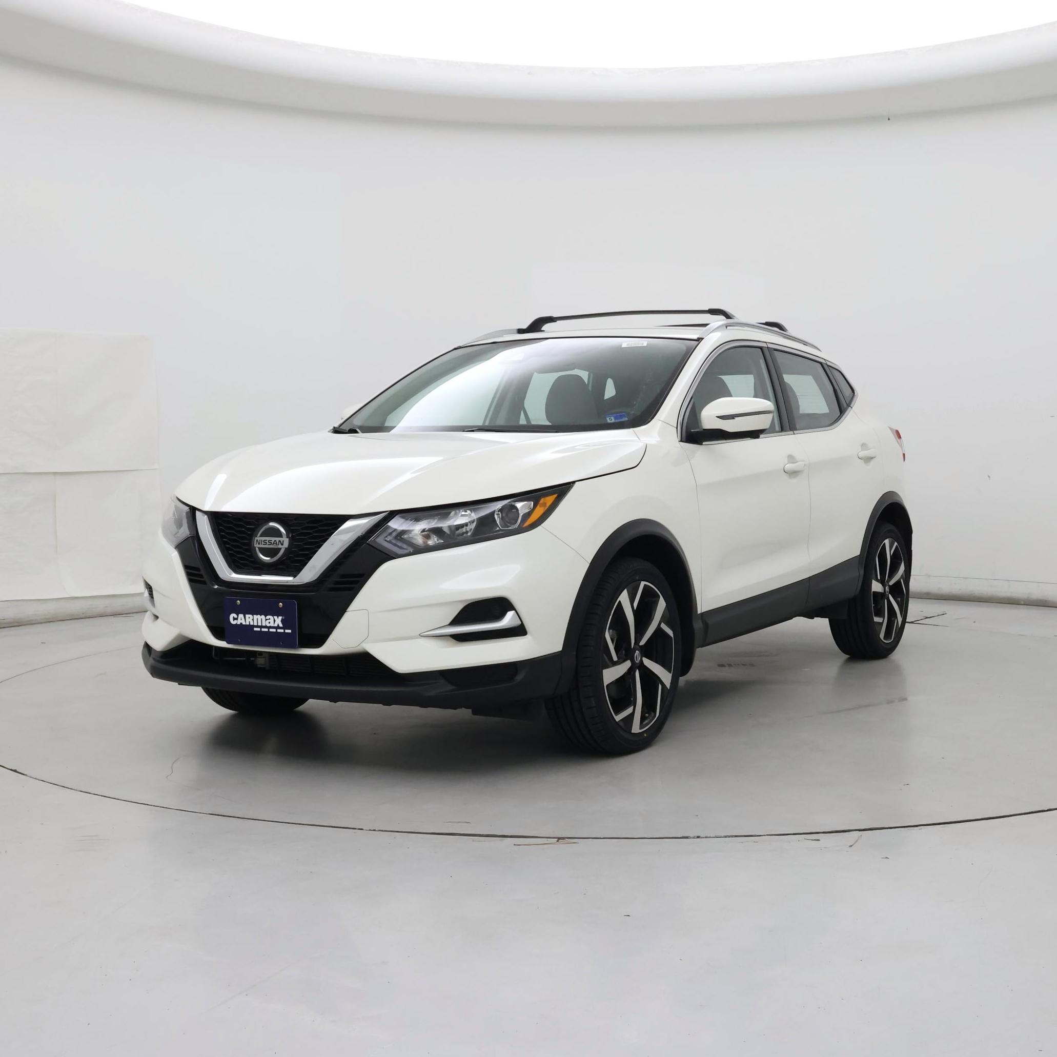 Thumbnail: 2022 Nissan Rogue Sport - 4