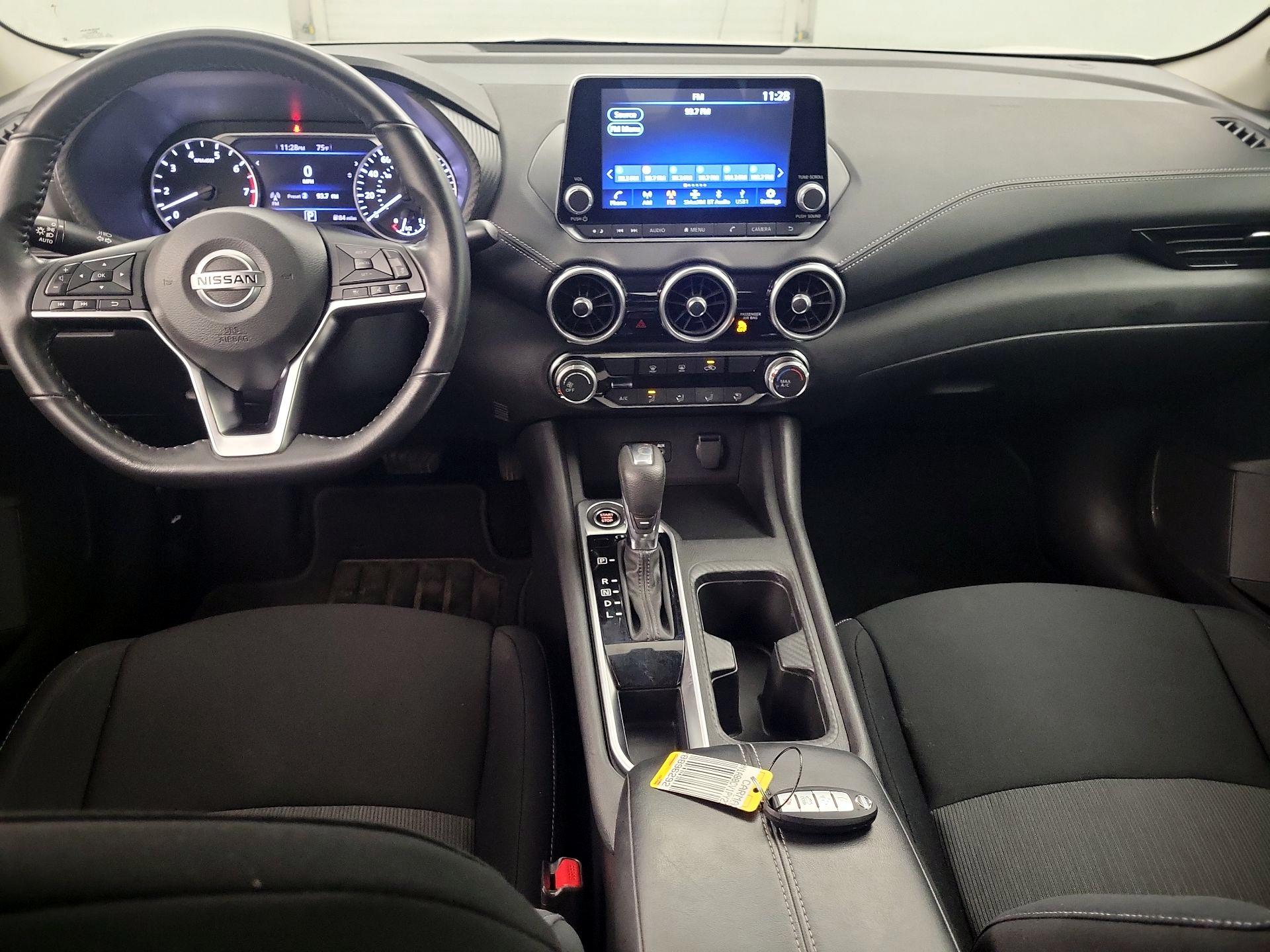 Thumbnail: 2023 Nissan Sentra - 9