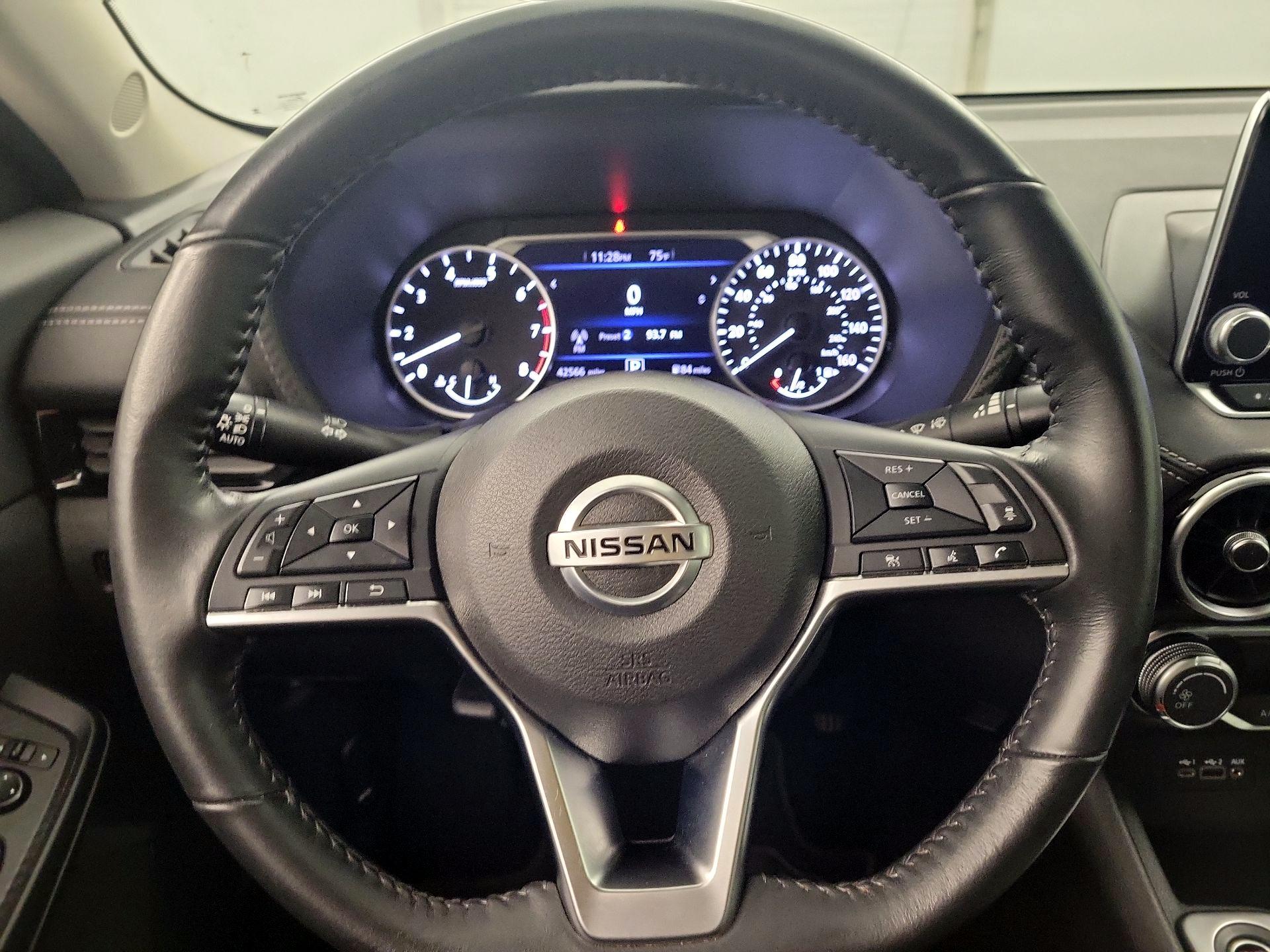 Thumbnail: 2023 Nissan Sentra - 10