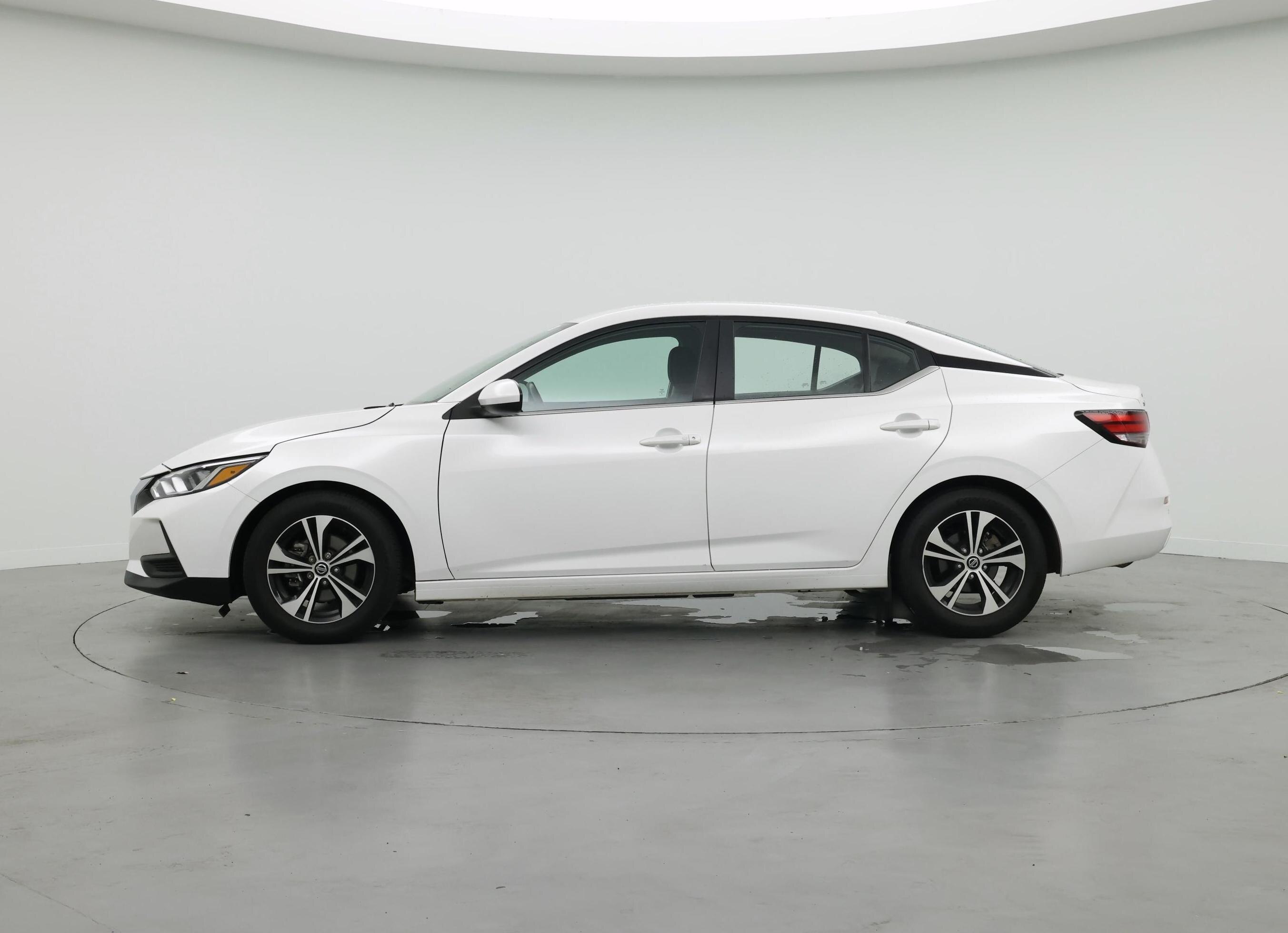 Thumbnail: 2023 Nissan Sentra - 3