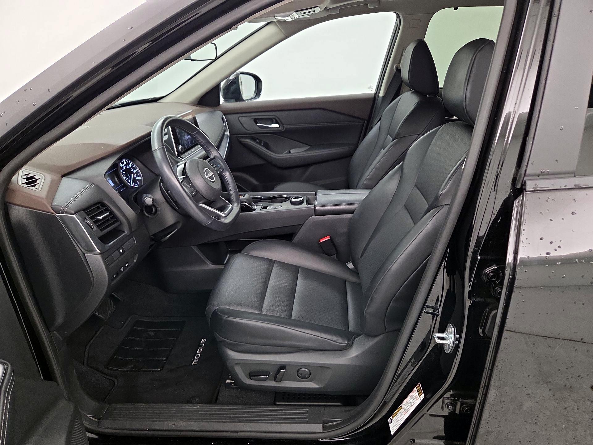 Thumbnail: 2023 Nissan Rogue - 11