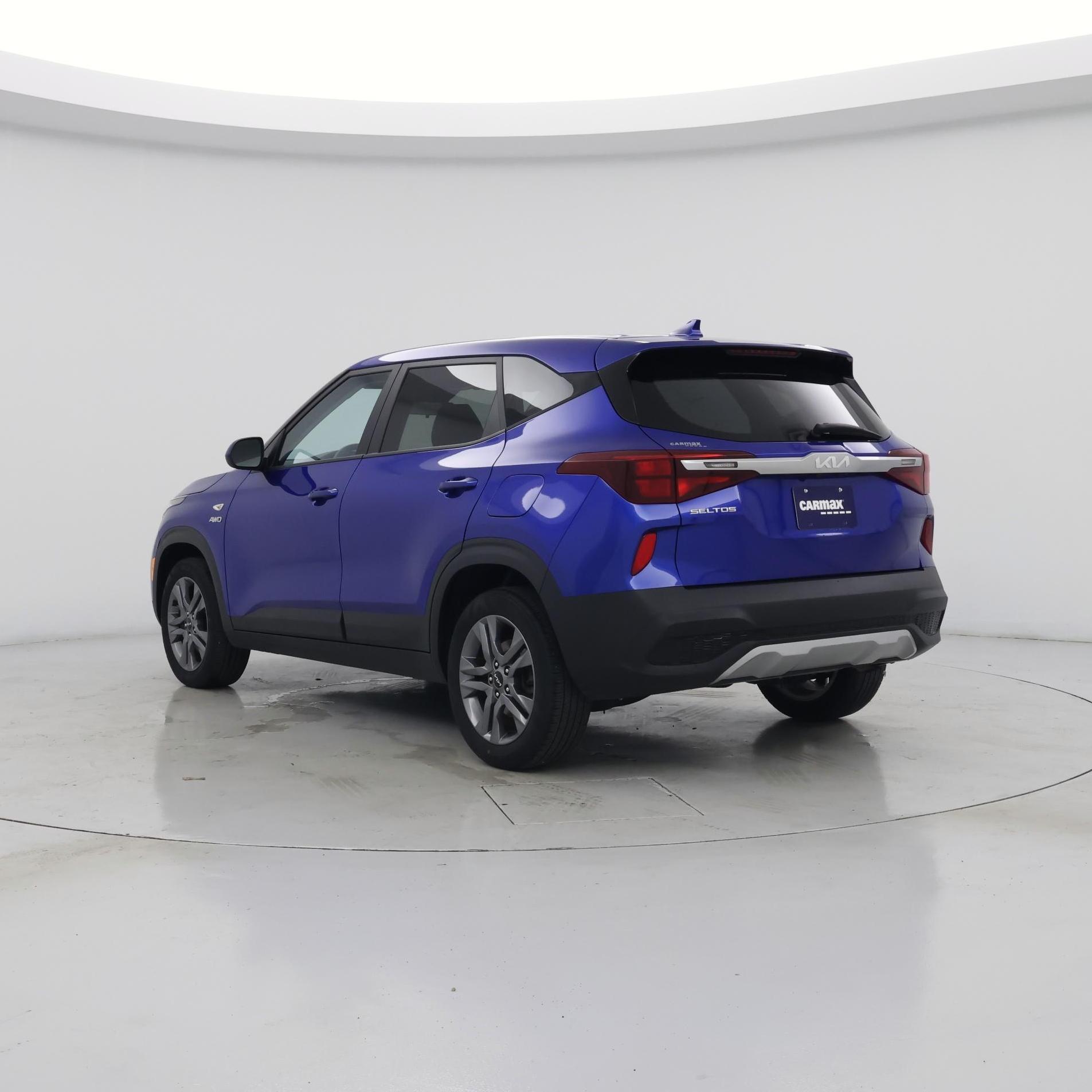 Thumbnail: 2023 Kia Seltos - 2