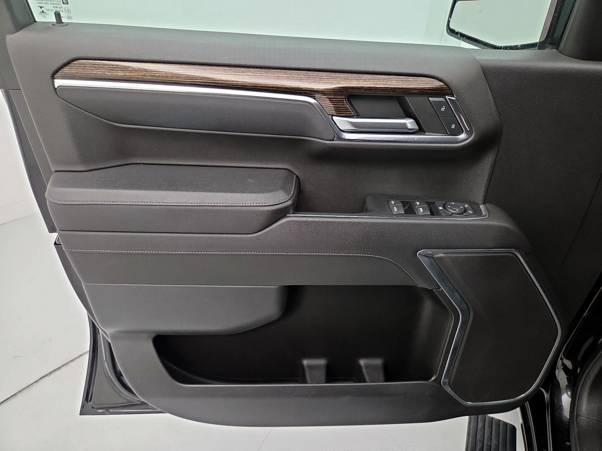 Thumbnail: 2023 GMC Sierra 1500 - 12
