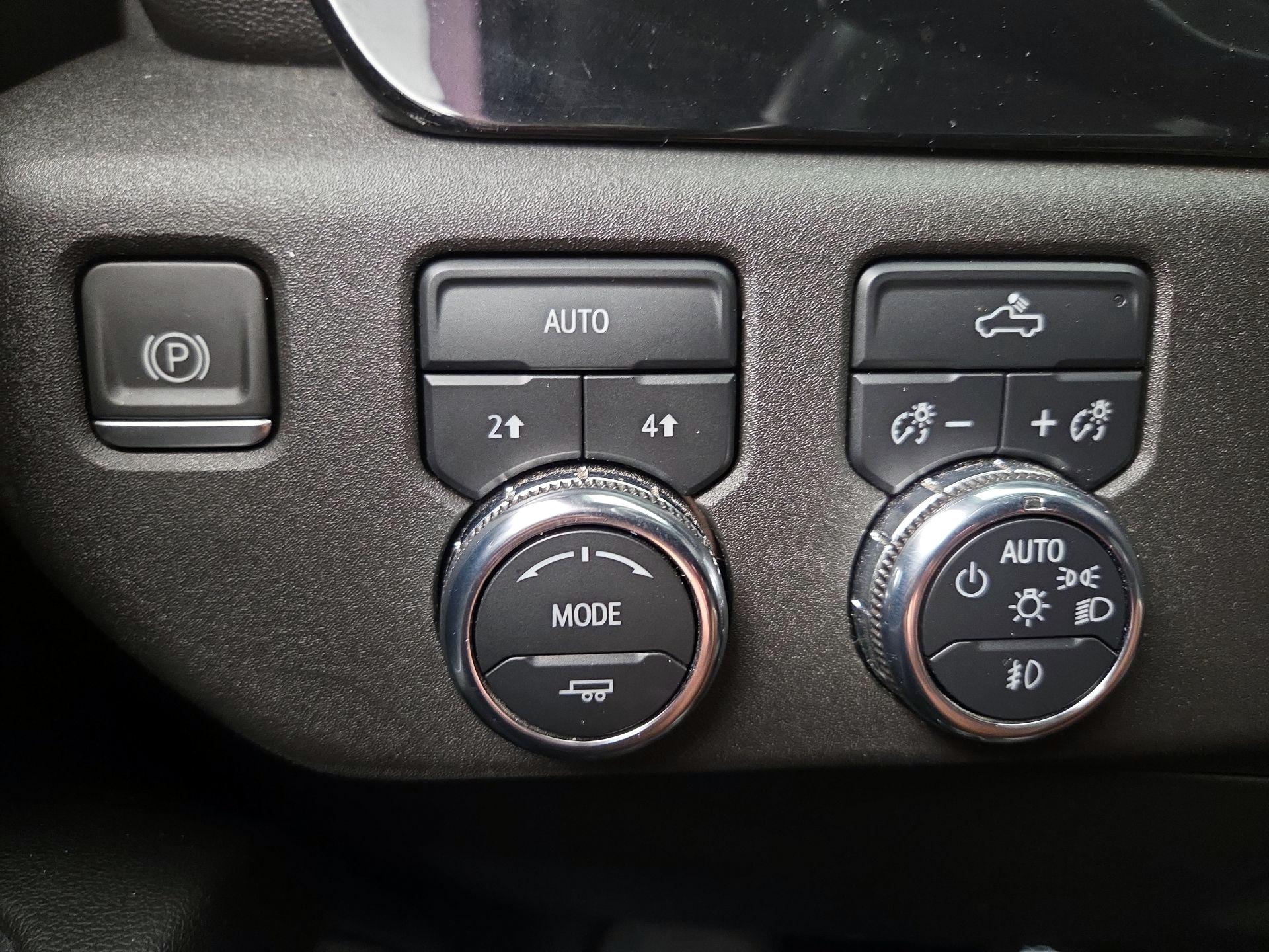 Thumbnail: 2023 GMC Sierra 1500 - 13