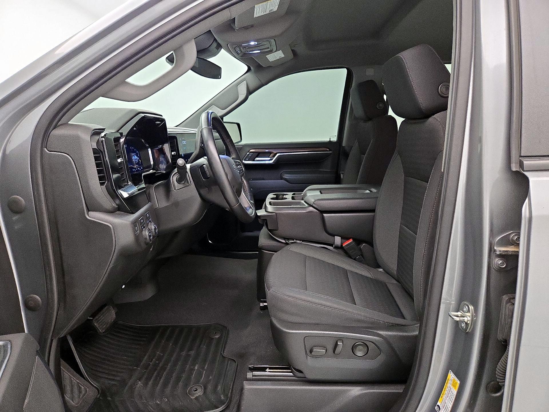 Thumbnail: 2023 Chevrolet Silverado 1500 - 11